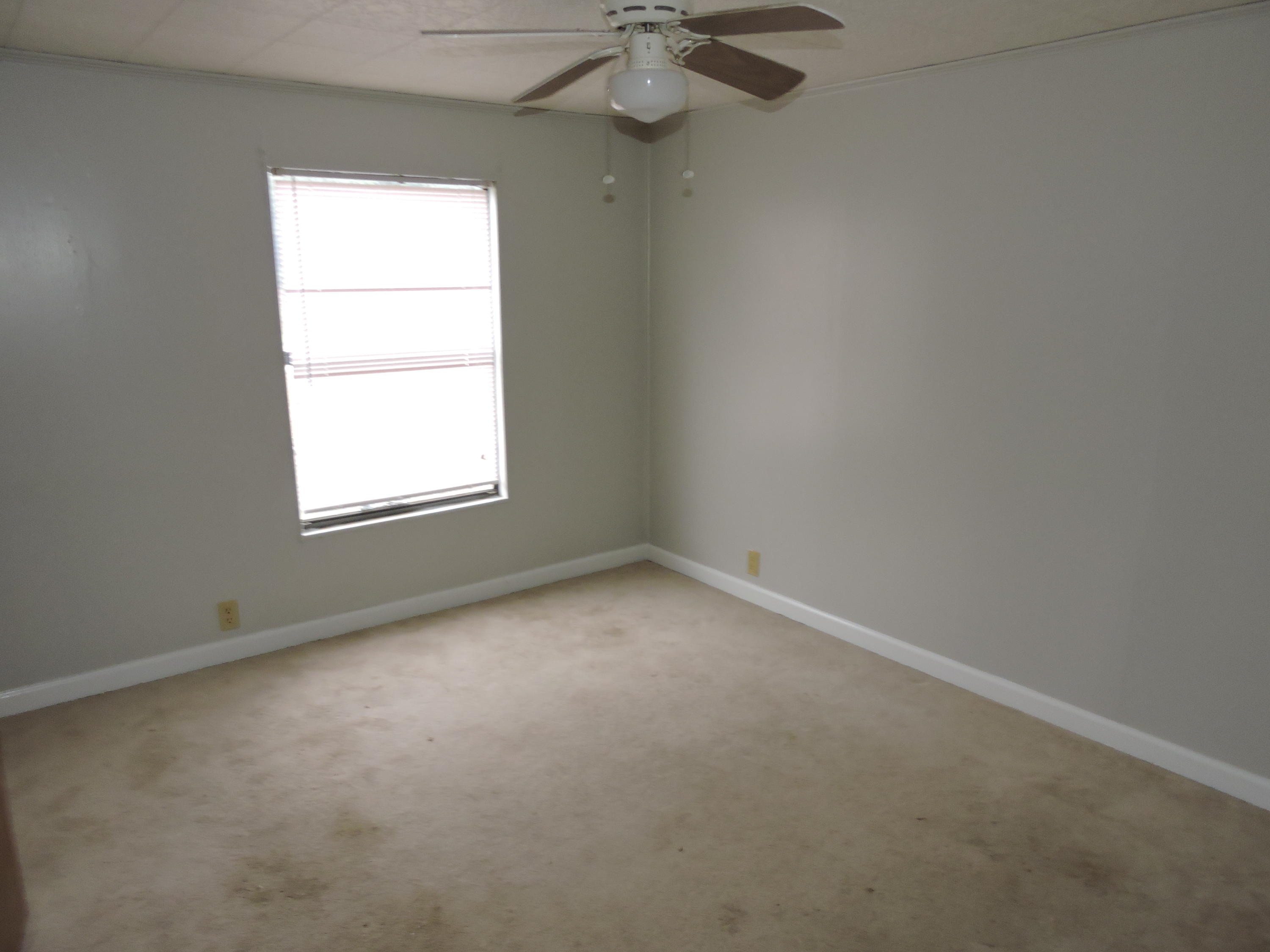 METES & BOUNDS - Residential Lease