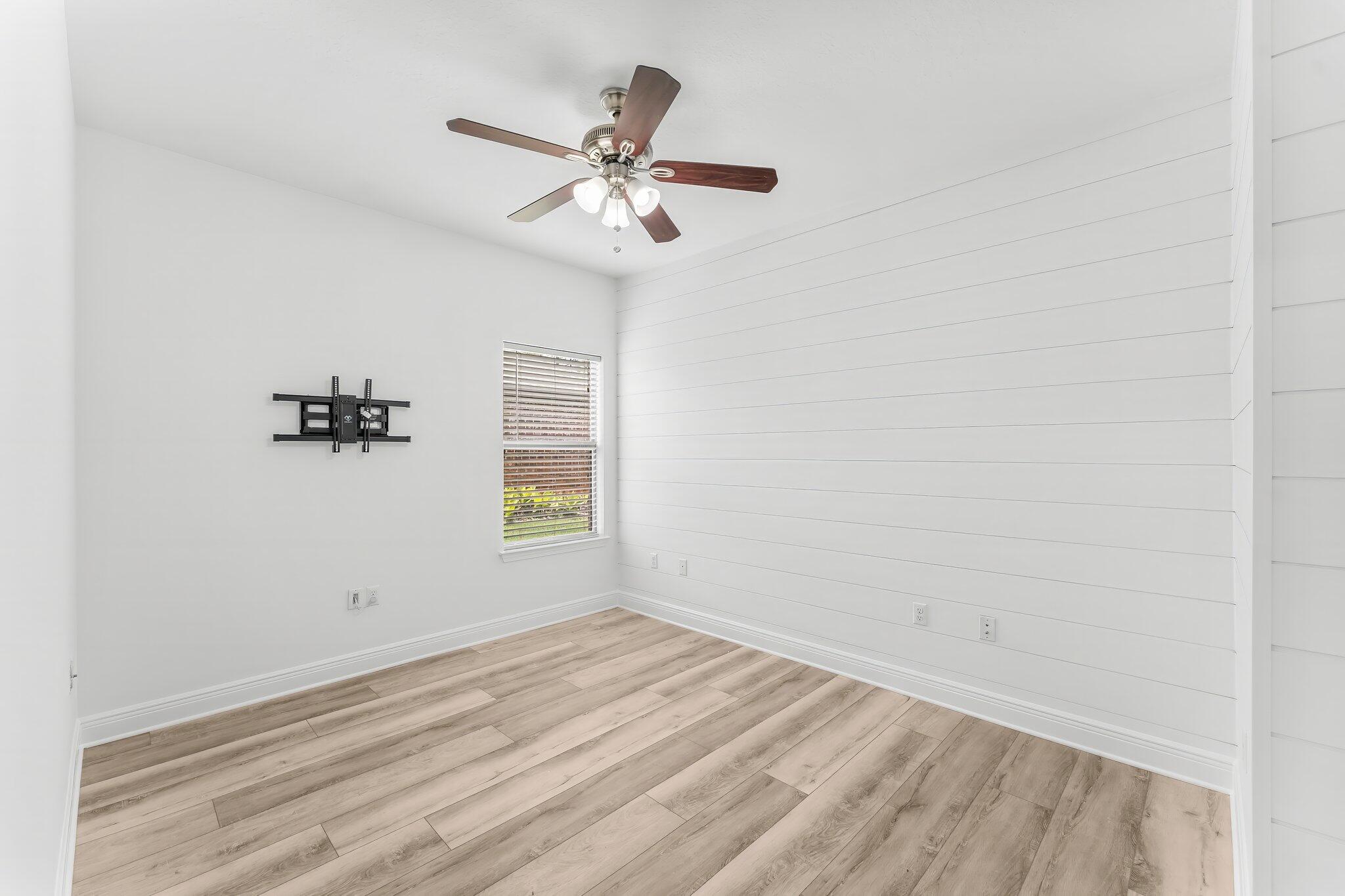 PEACH CREEK PH 1 - Residential Lease