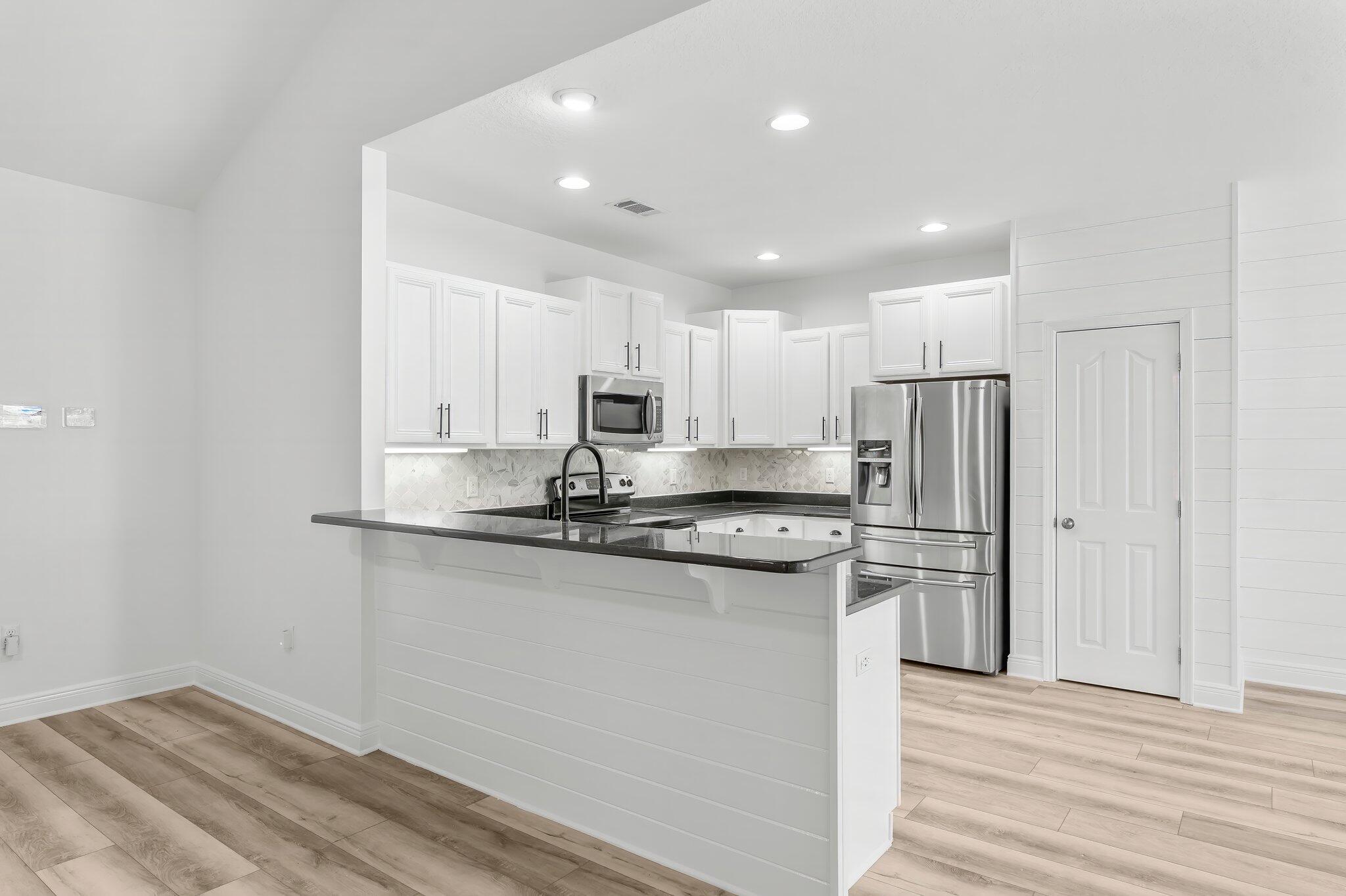 PEACH CREEK PH 1 - Residential Lease