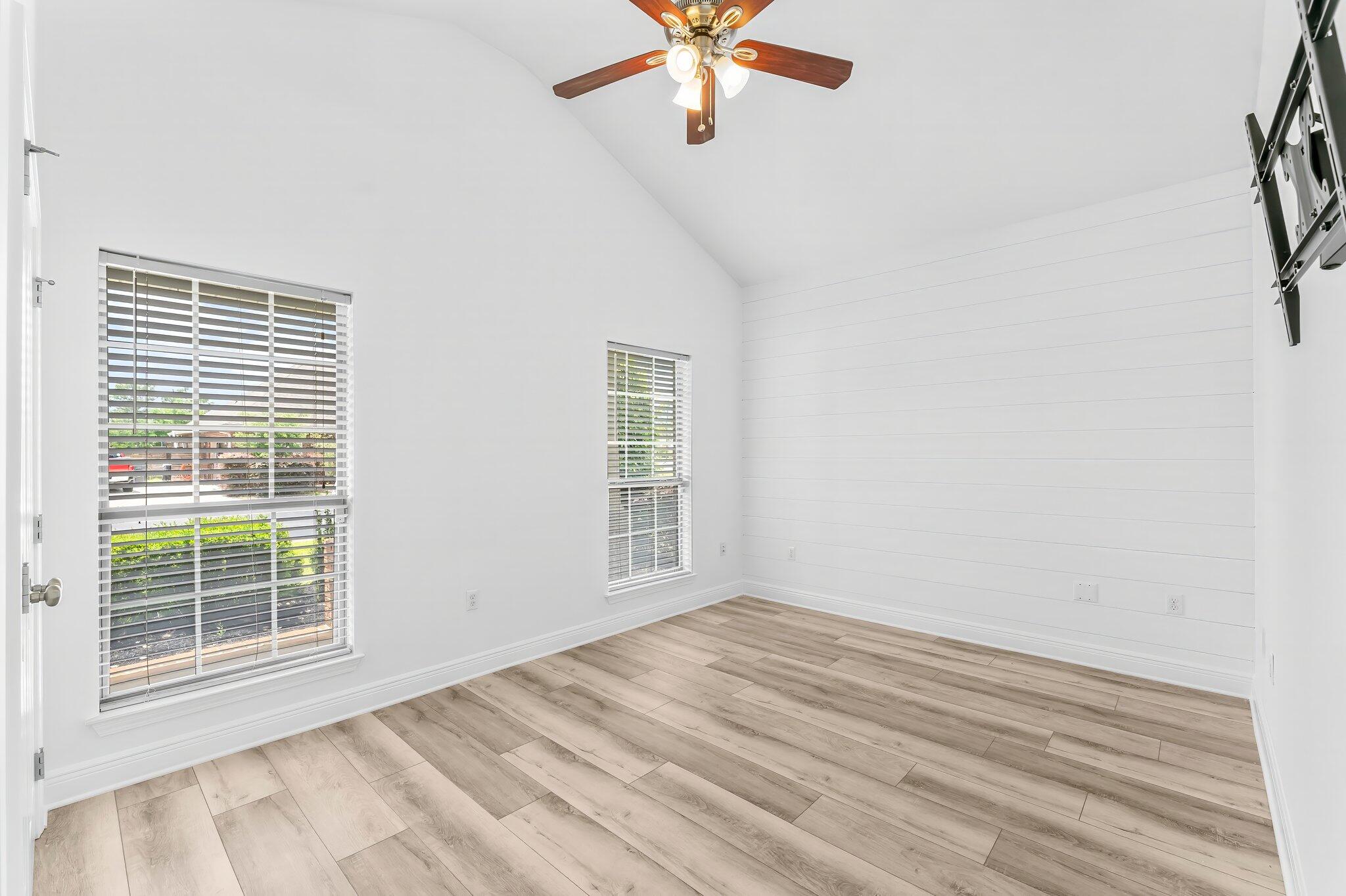 PEACH CREEK PH 1 - Residential Lease