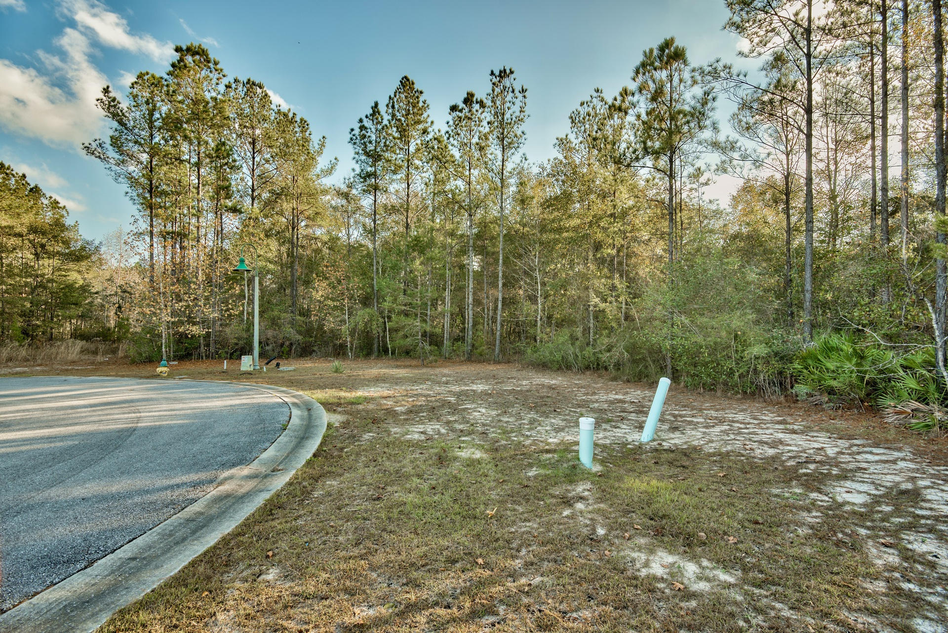 HAMMOCK BAY - Land