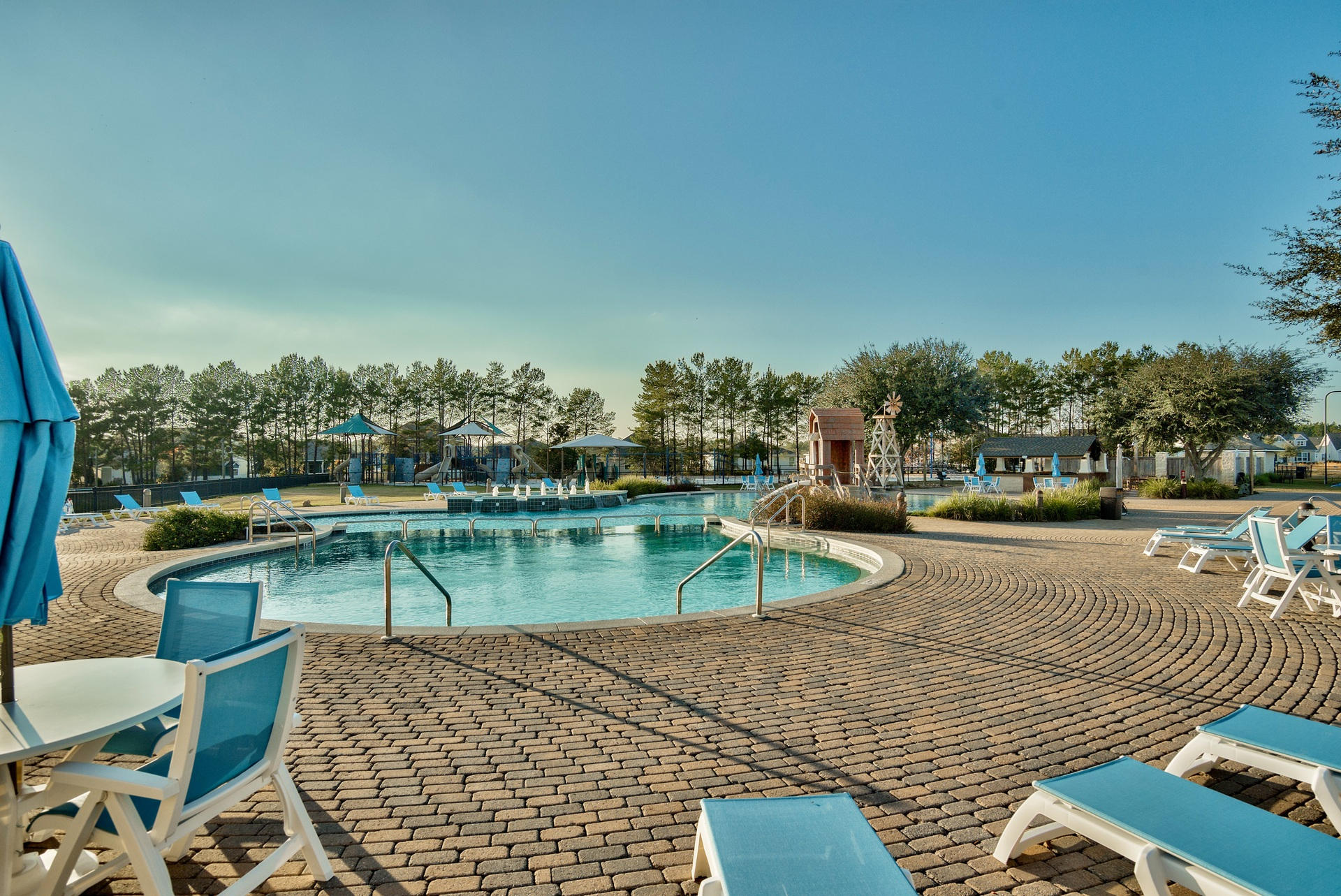 HAMMOCK BAY - Land
