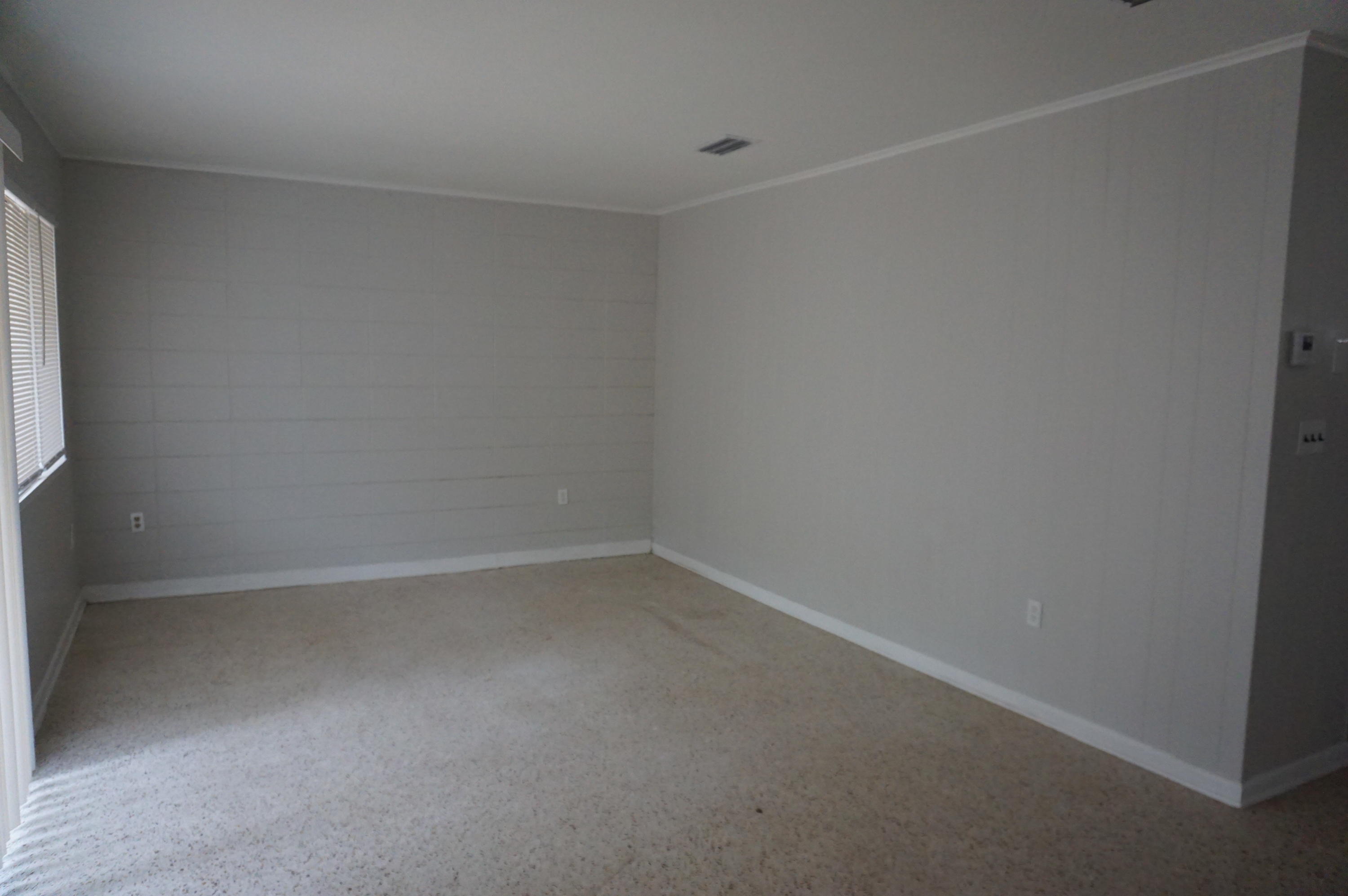 PORT DIXIE - Residential Lease