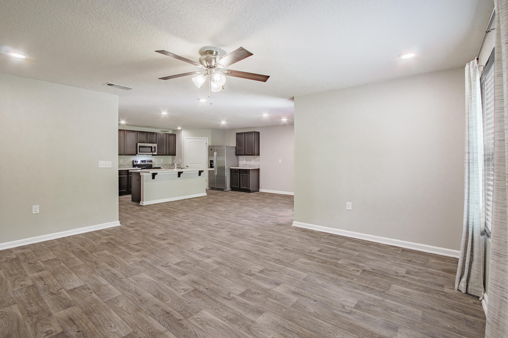 NO RECORDED SUBDIVISION - Residential