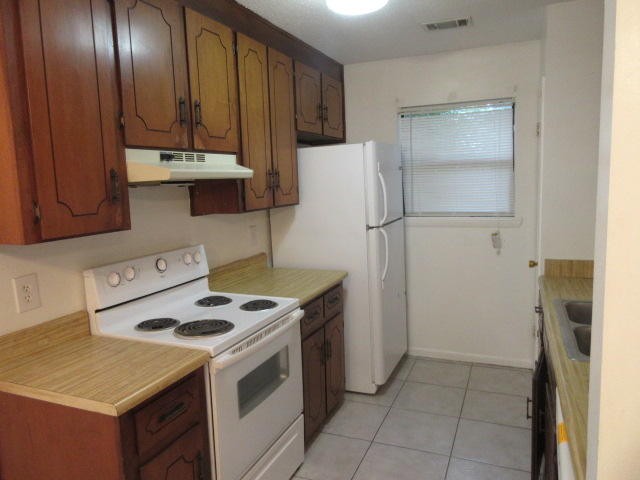 PALM ESTATES UNIT 2 - Residential