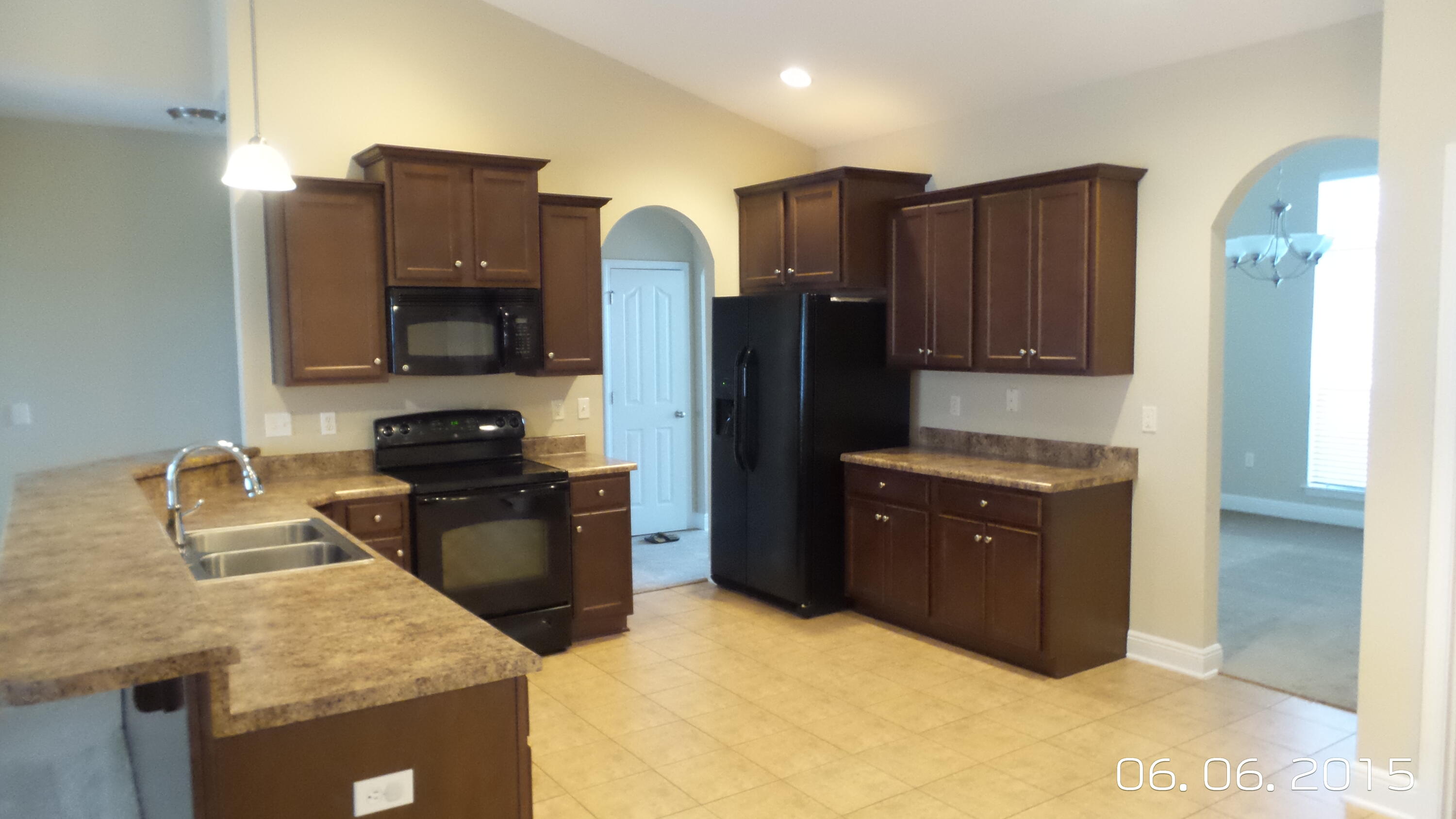 ROLLING RIDGE S/D - Residential Lease