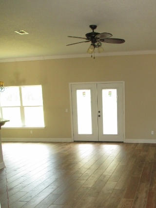 CRESENT SHORES - Residential Lease