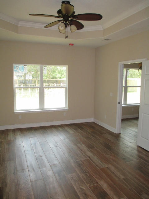 CRESENT SHORES - Residential Lease