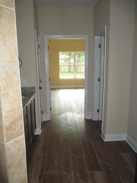 CRESENT SHORES - Residential Lease