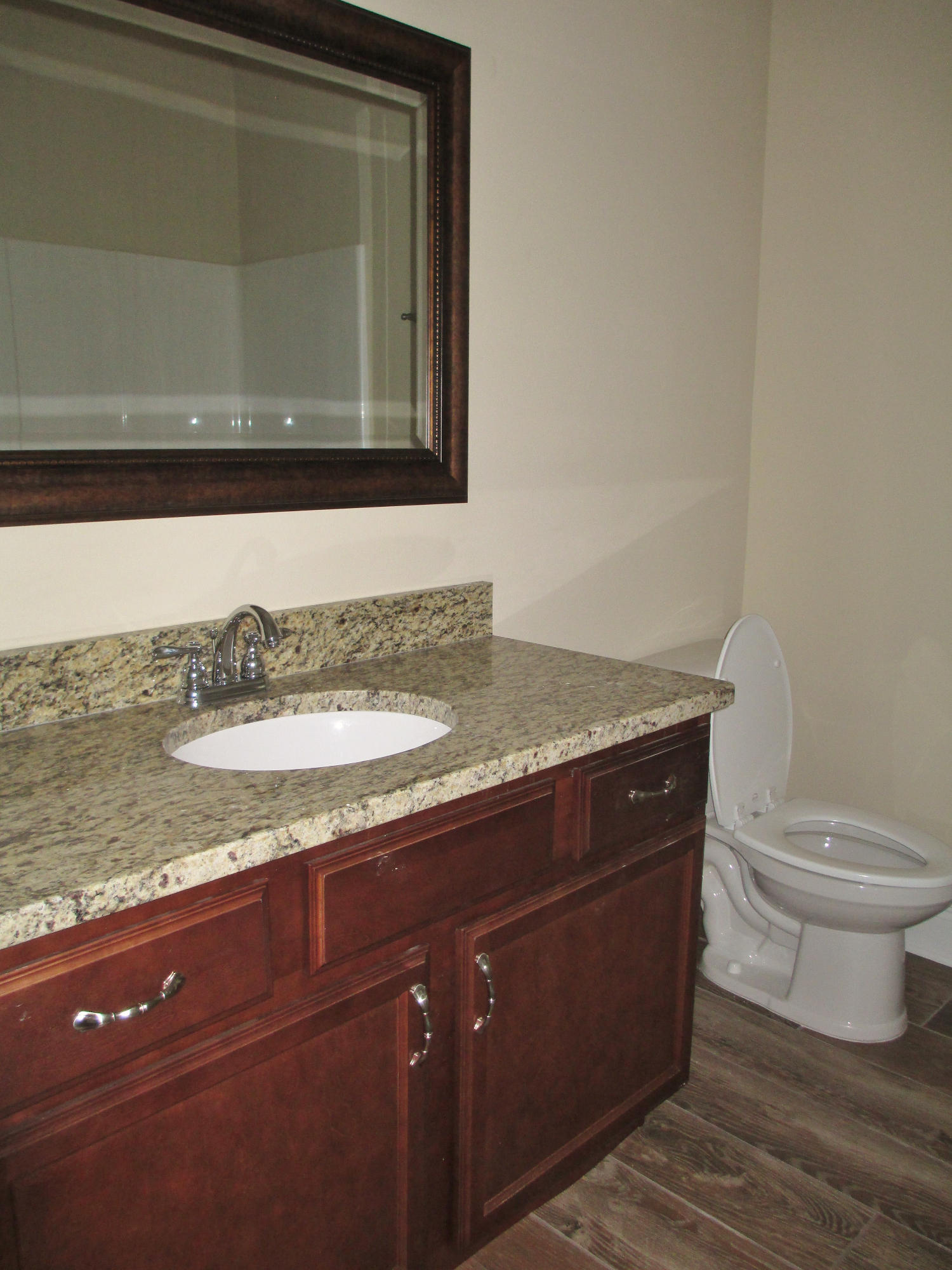 CRESENT SHORES - Residential Lease