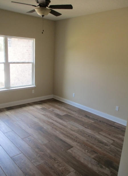 CRESENT SHORES - Residential Lease