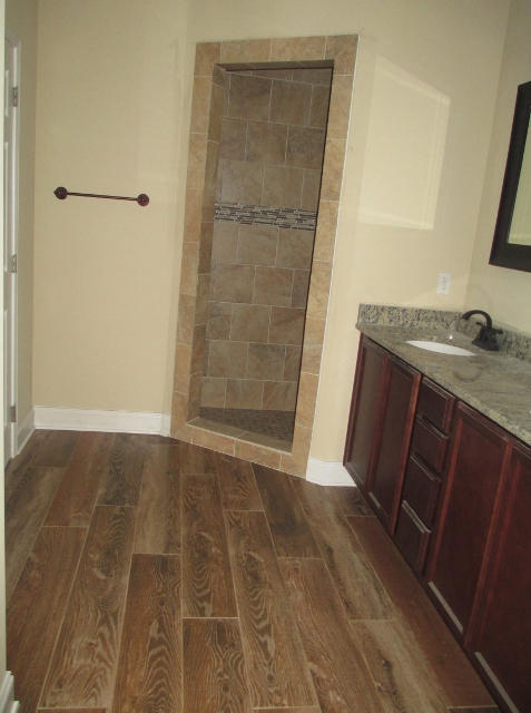 CRESENT SHORES - Residential Lease