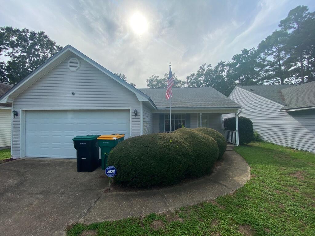 PORT DIXIE - Residential Lease