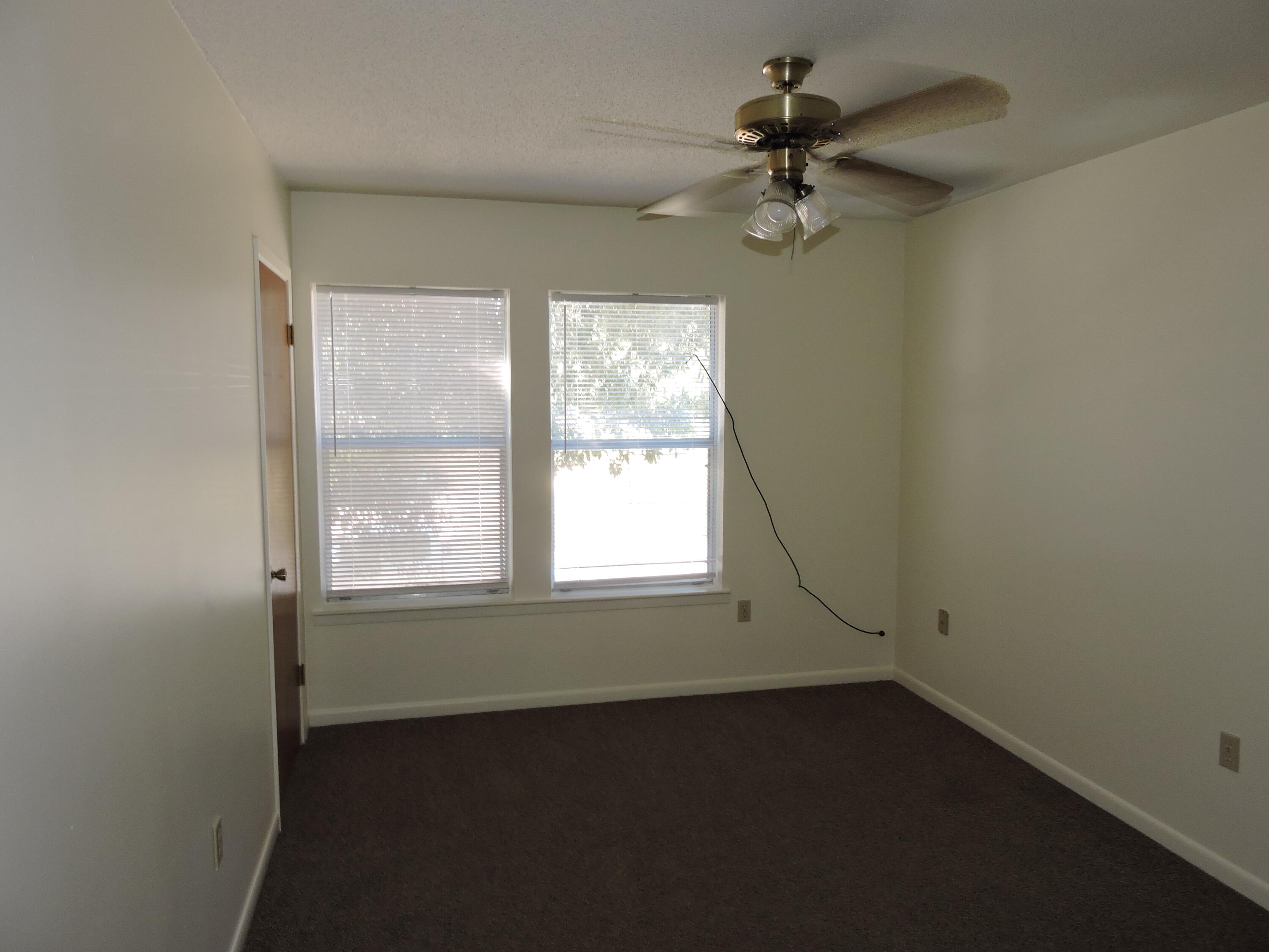 CRESTVIEW HEIGHTS 1ST ADDN - Residential Lease