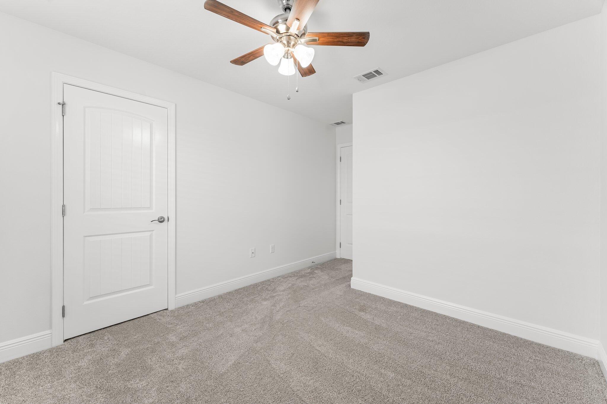 EAGLE BAY - Residential Lease