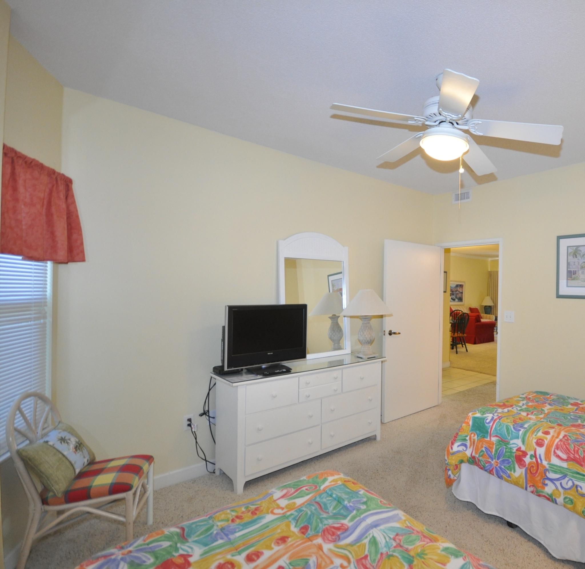 SUMMIT AT TOPS'L (THE) - Residential Lease