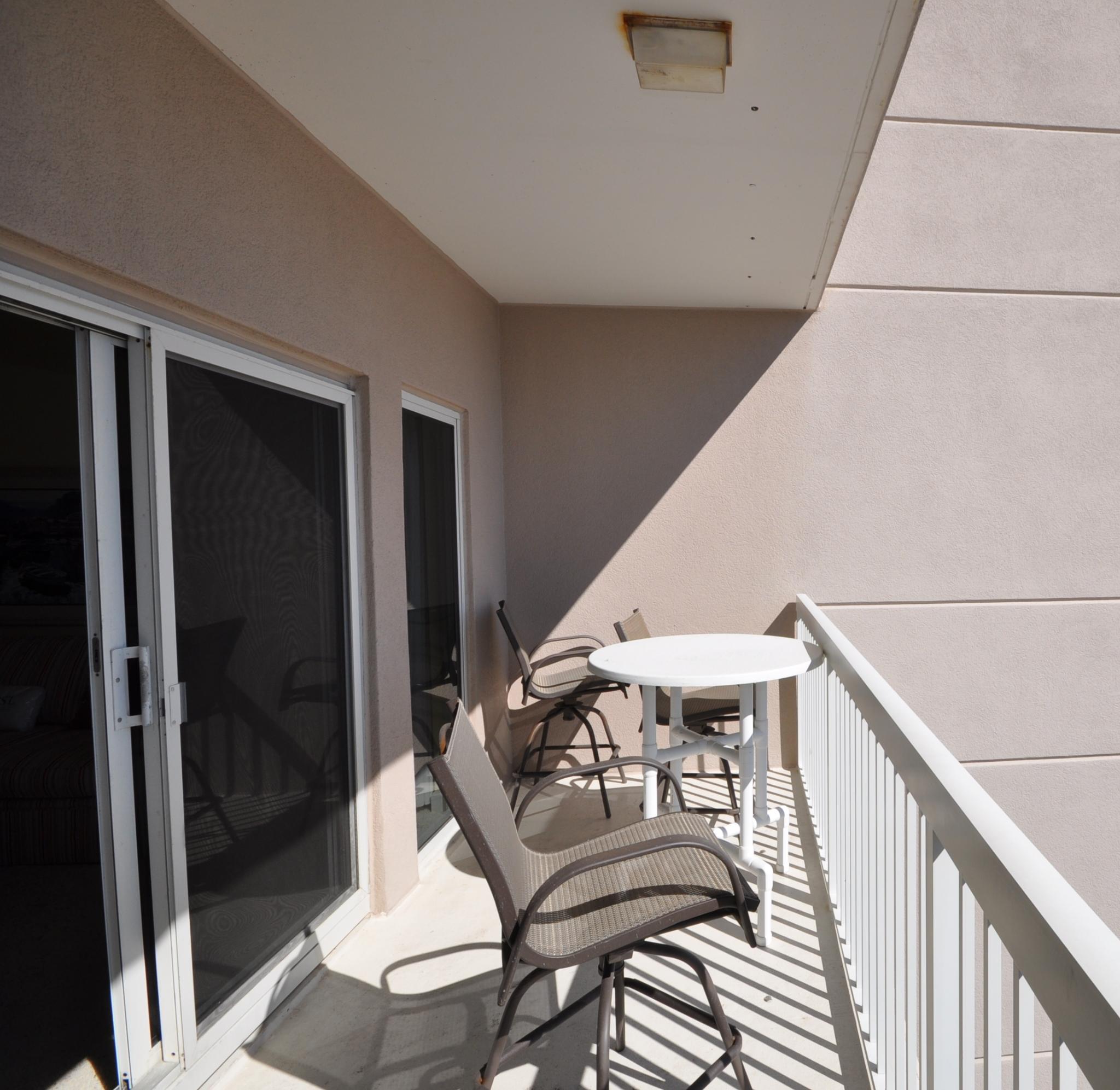 SUMMIT AT TOPS'L (THE) - Residential Lease