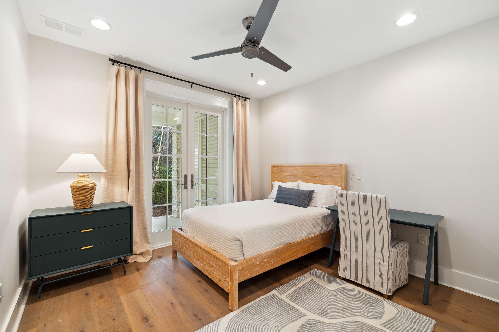KELLY PLANTATION S/D - Residential Lease