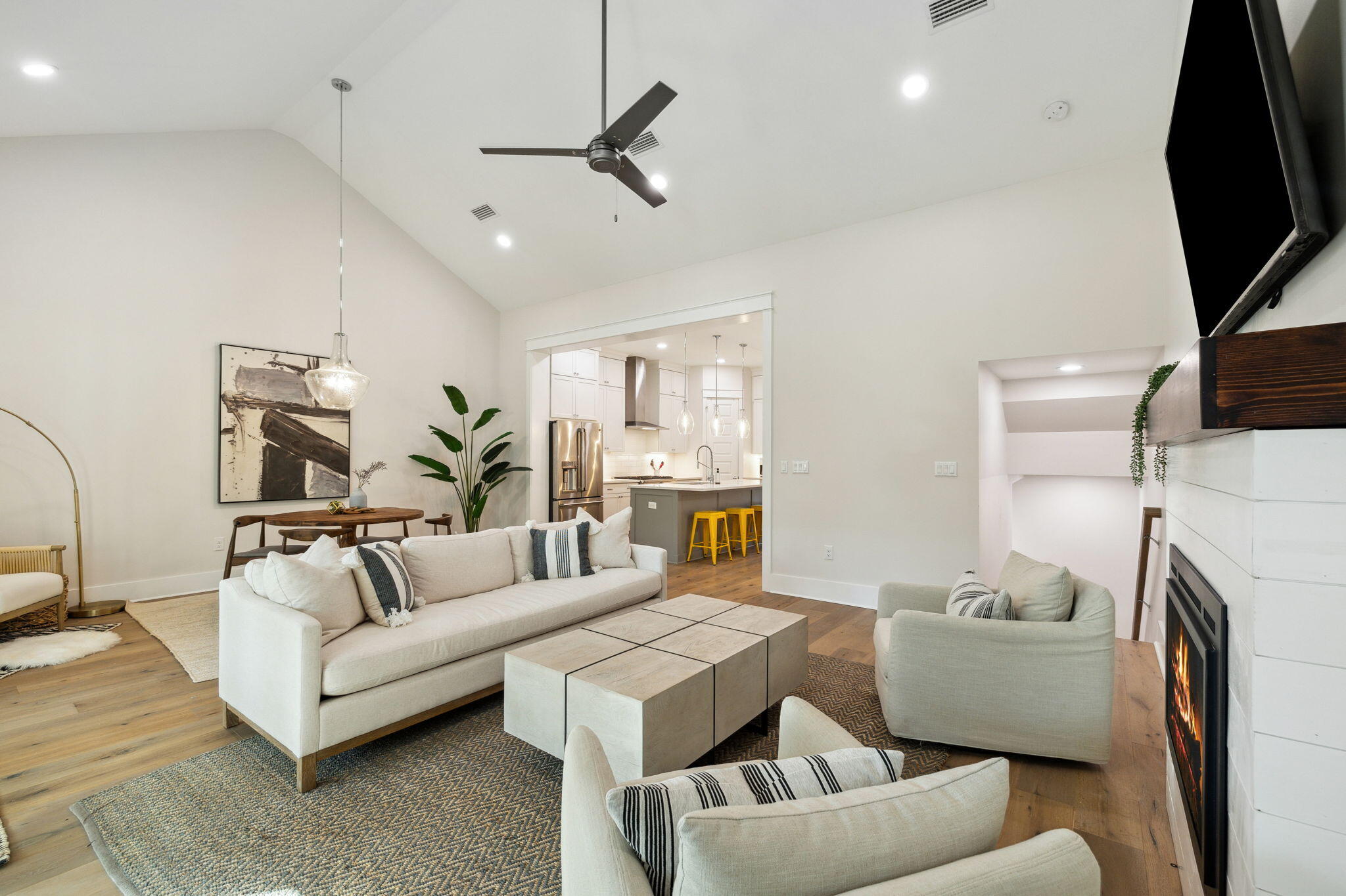 KELLY PLANTATION S/D - Residential Lease