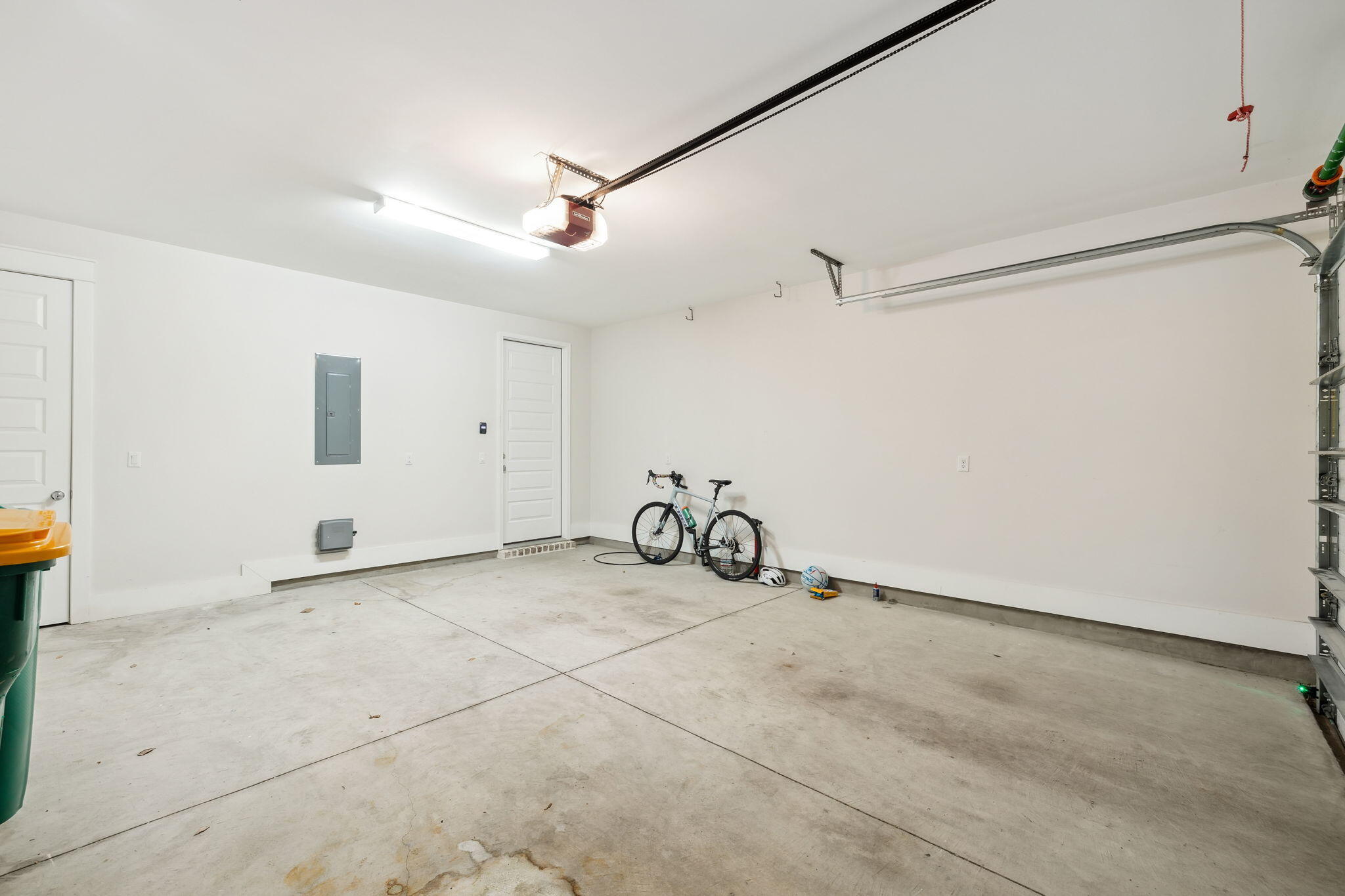 KELLY PLANTATION S/D - Residential Lease