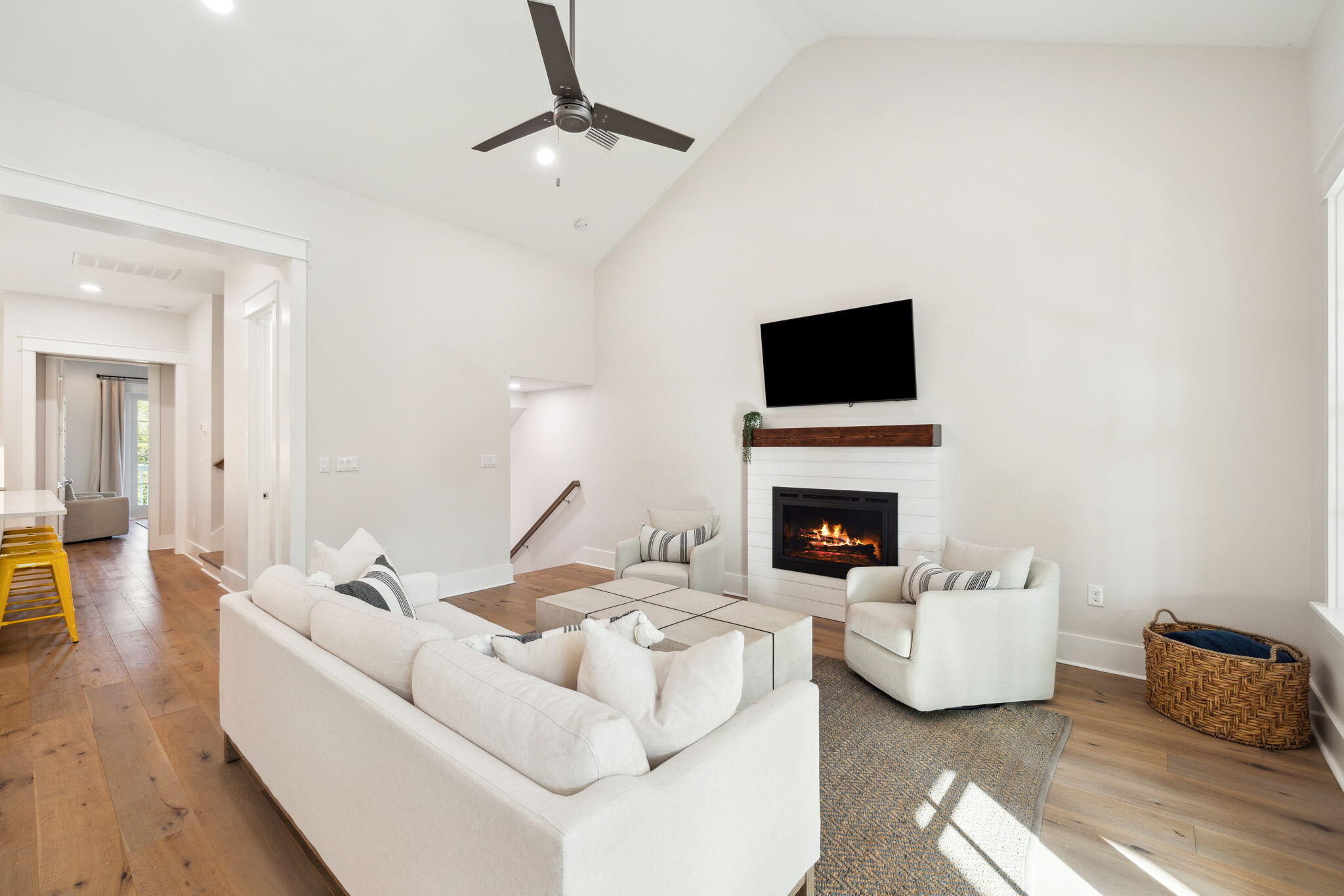 KELLY PLANTATION S/D - Residential Lease