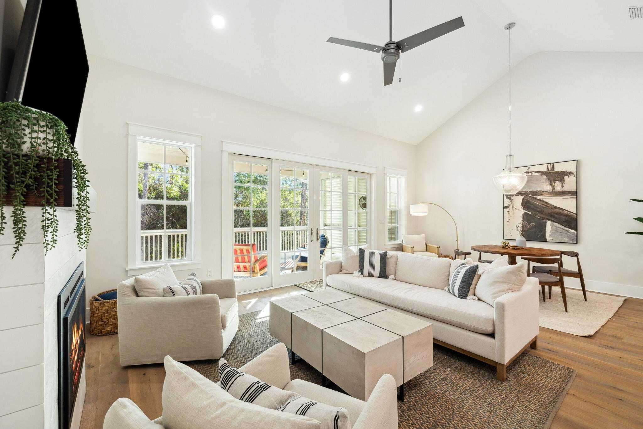 KELLY PLANTATION S/D - Residential Lease