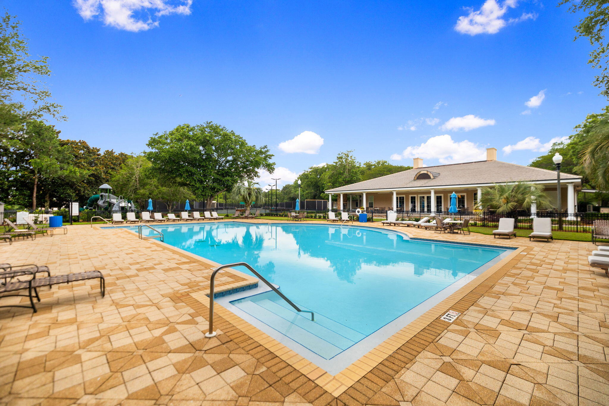 KELLY PLANTATION S/D - Residential Lease