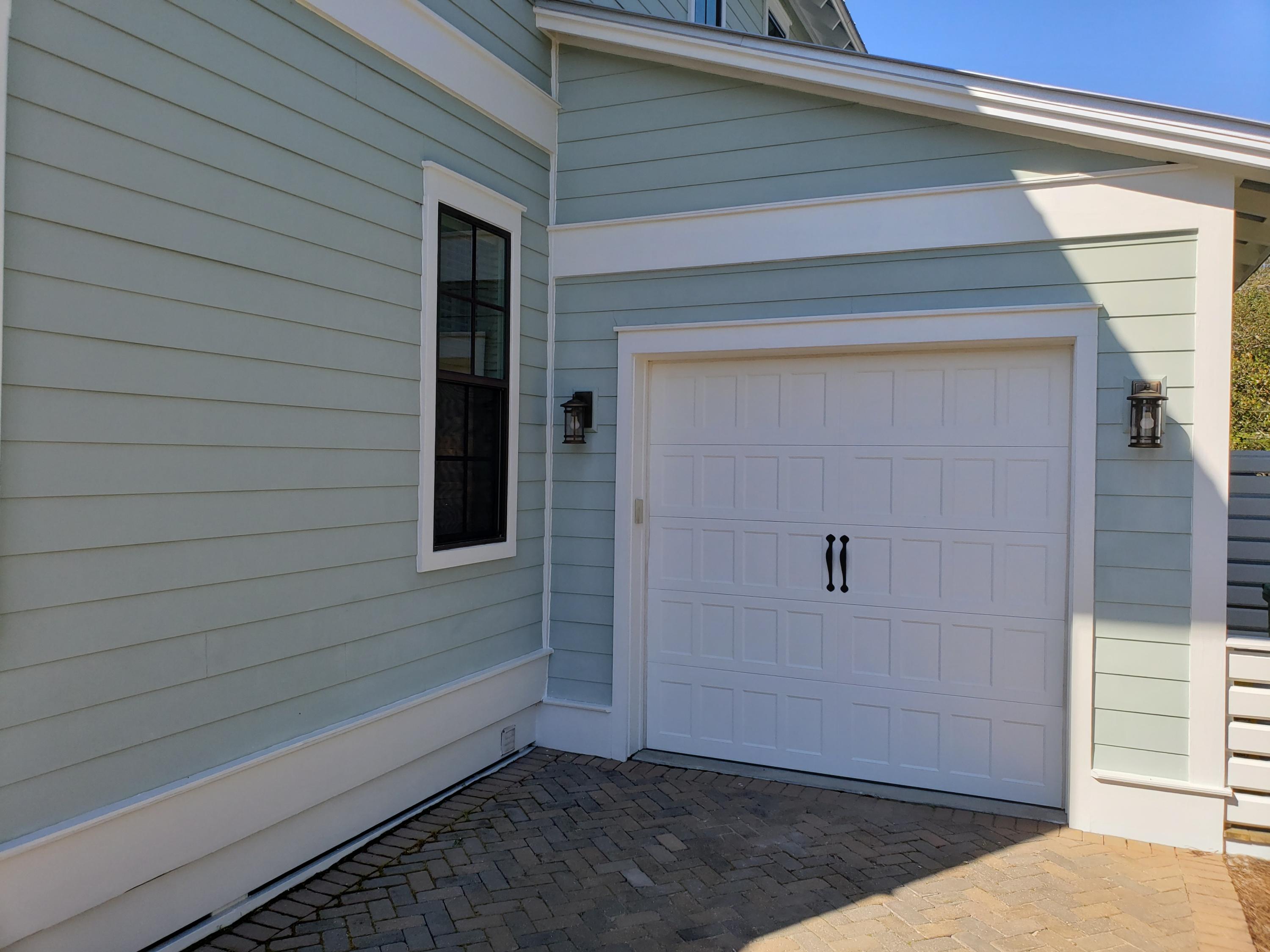 LAKESIDE AT BLUE MOUNTAIN BEACH - Residential