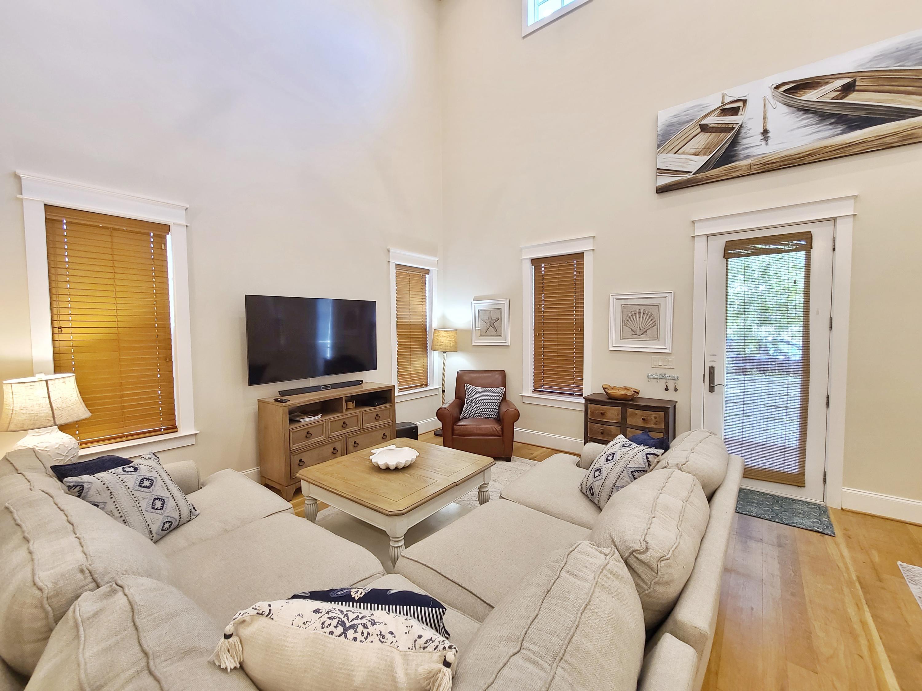 LAKESIDE AT BLUE MOUNTAIN BEACH - Residential