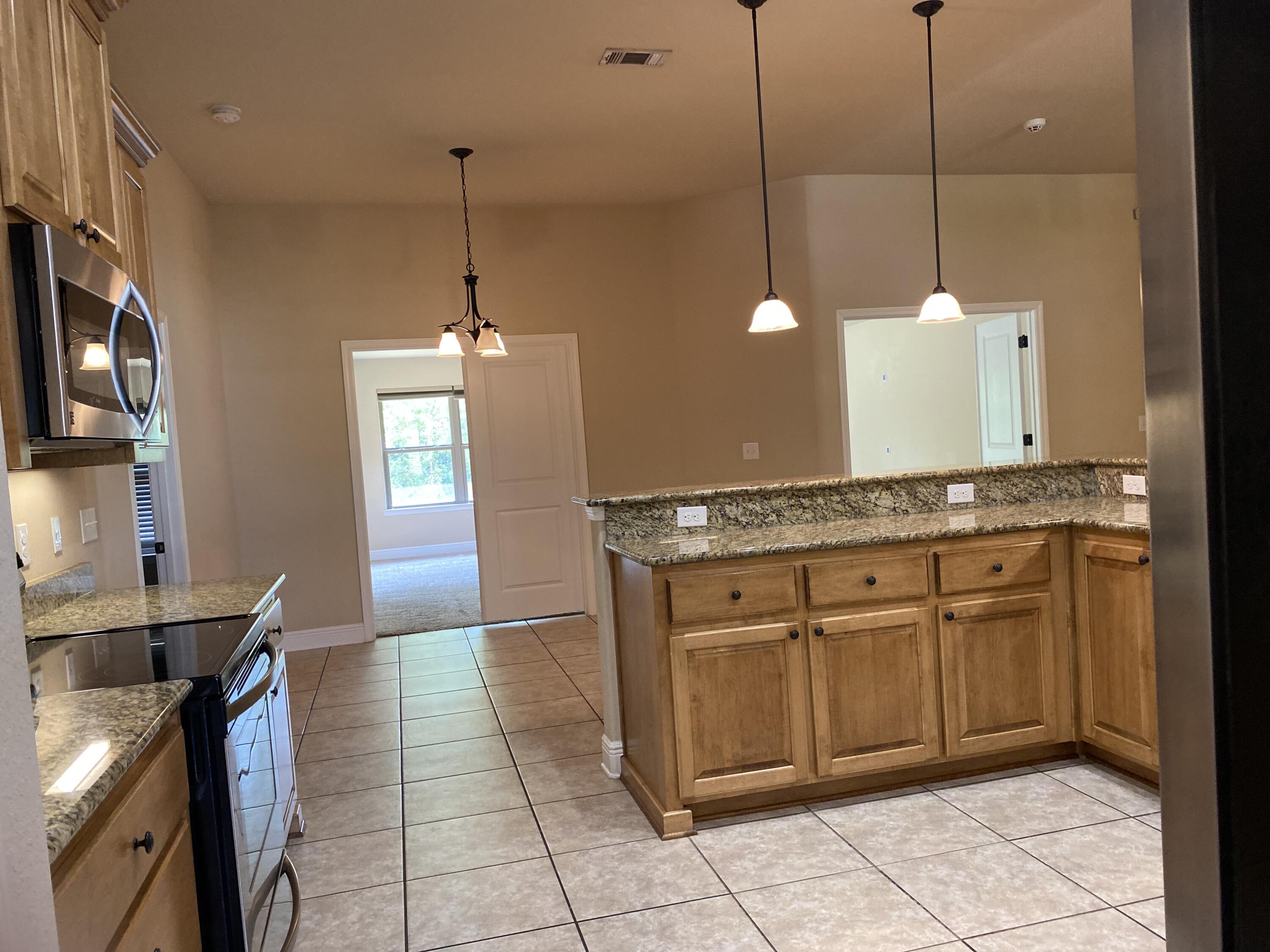 FOX VALLEY - Residential Lease
