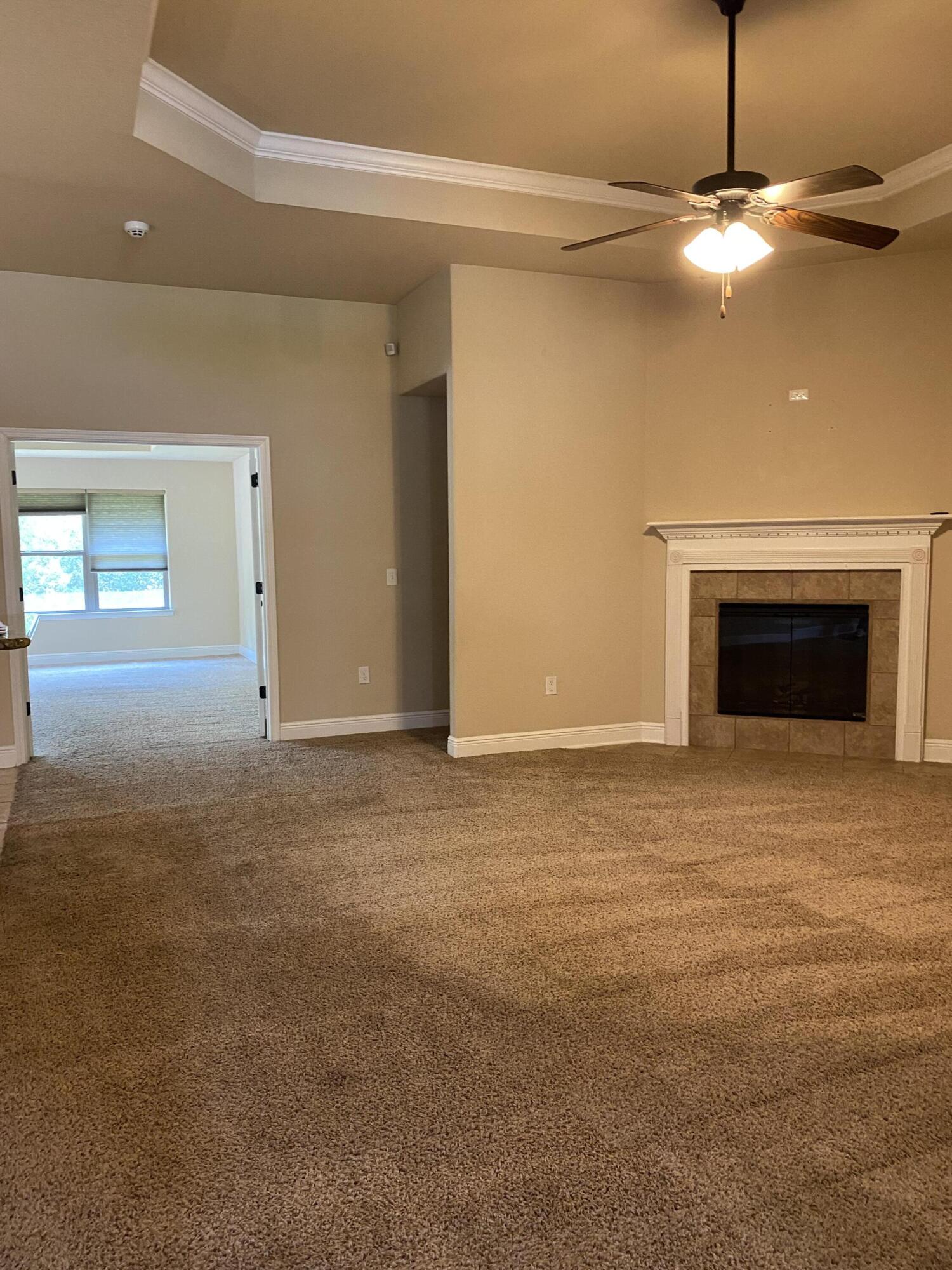 FOX VALLEY - Residential Lease