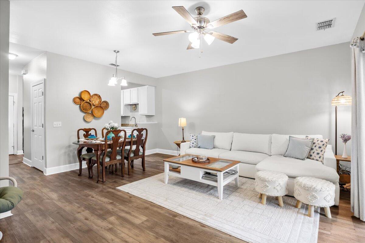 PALMS OF FREEPORT - Residential
