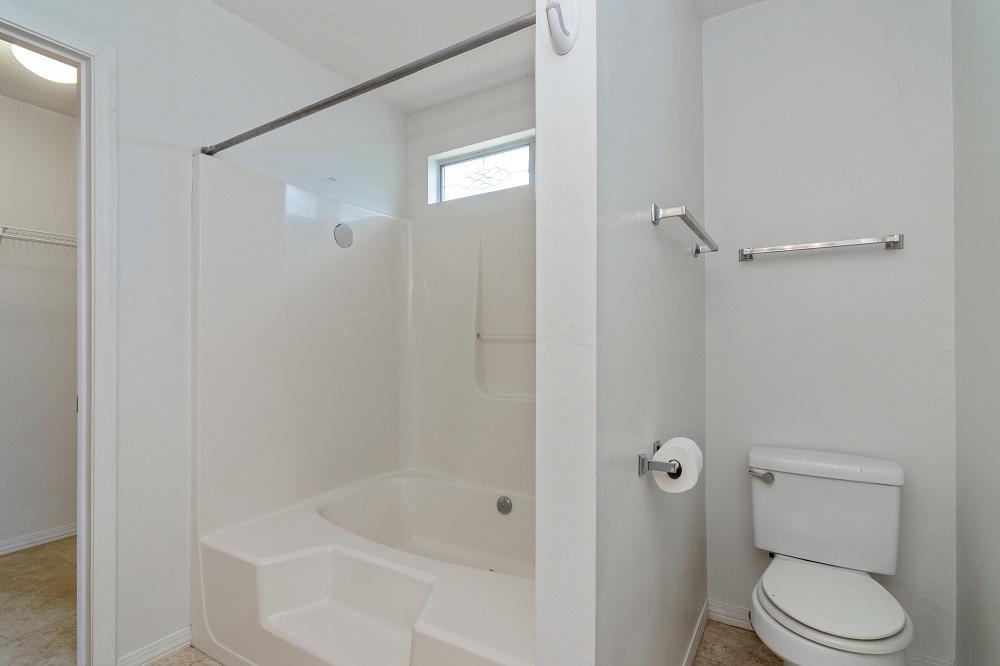 SUGAR CREEK S/D - Residential Lease