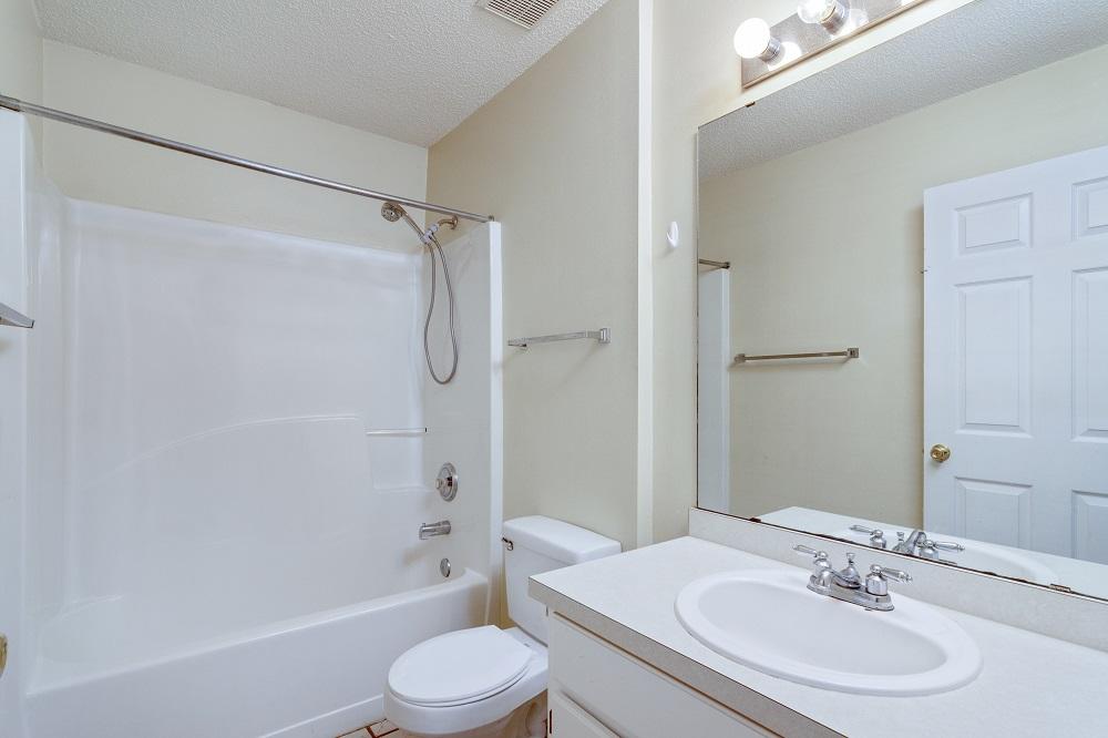 SUGAR CREEK S/D - Residential Lease