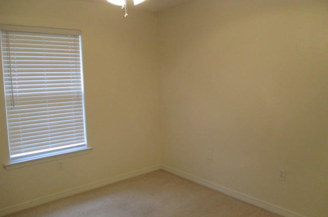 NORTH PARK TOWNHOMES - Residential Lease