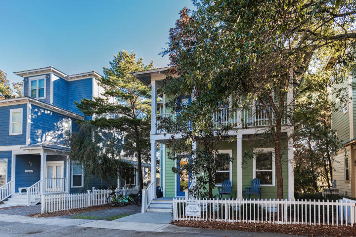 SUMMER'S EDGE - Residential