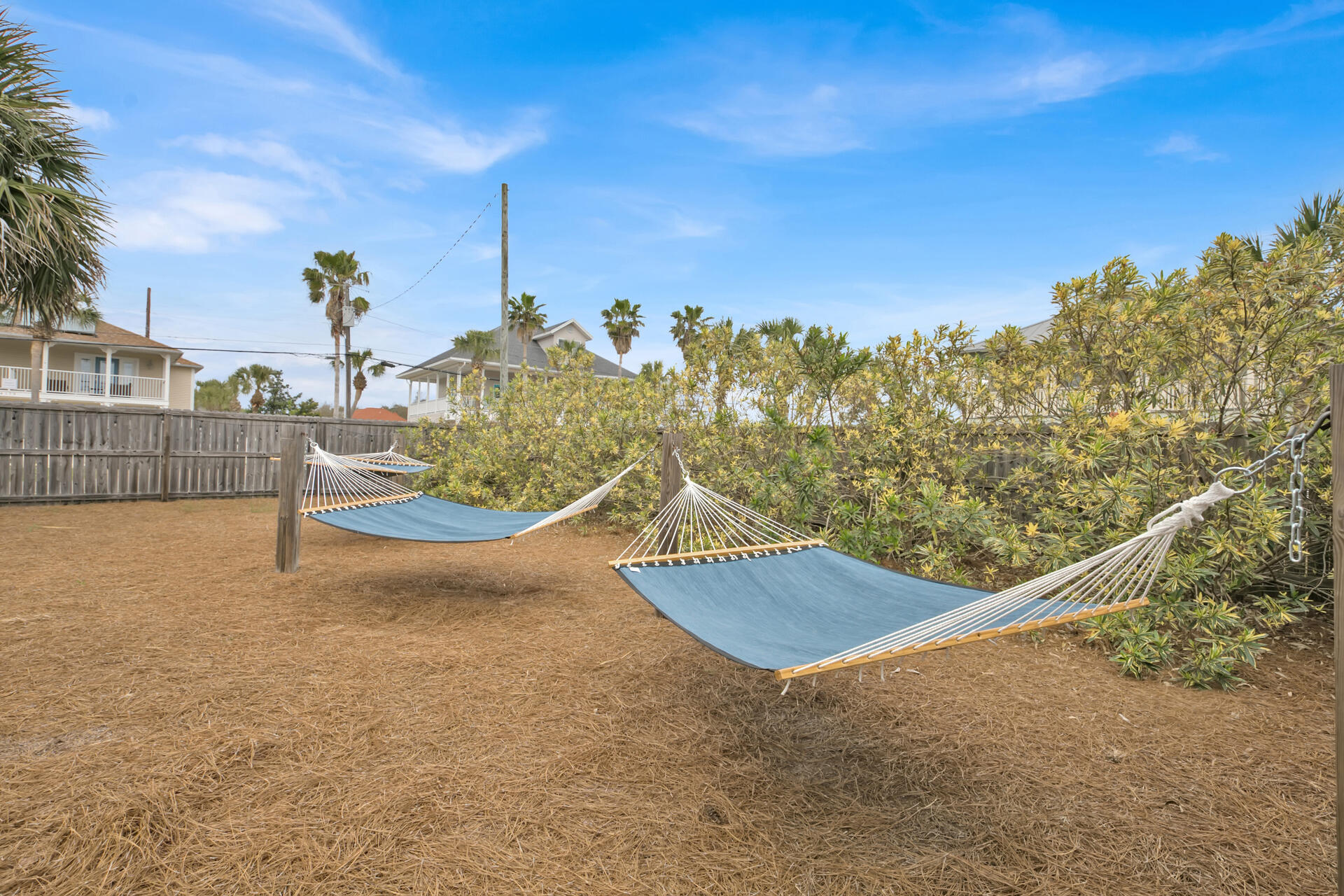 CRYSTAL BEACH - Residential