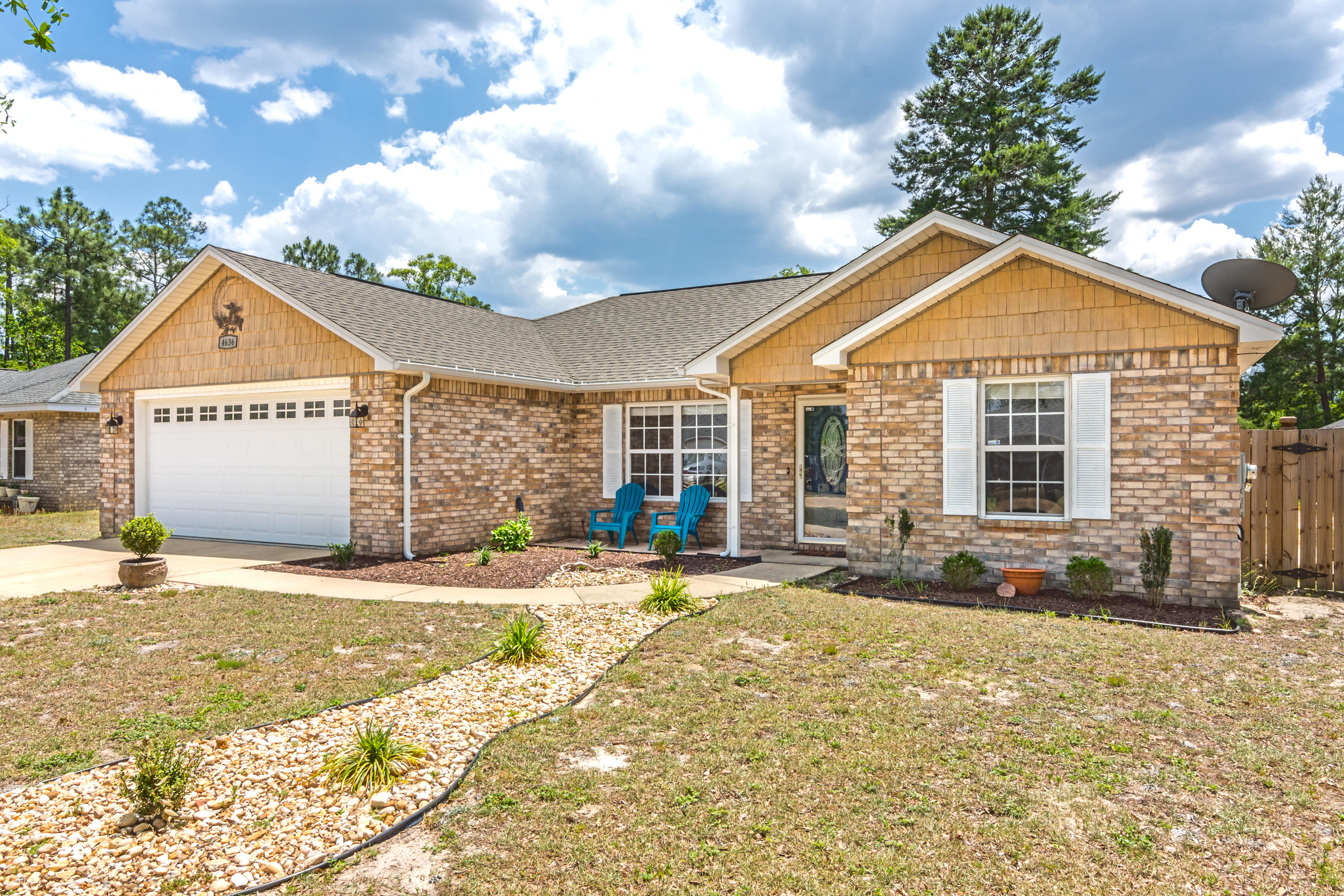 THE PINES - Residential