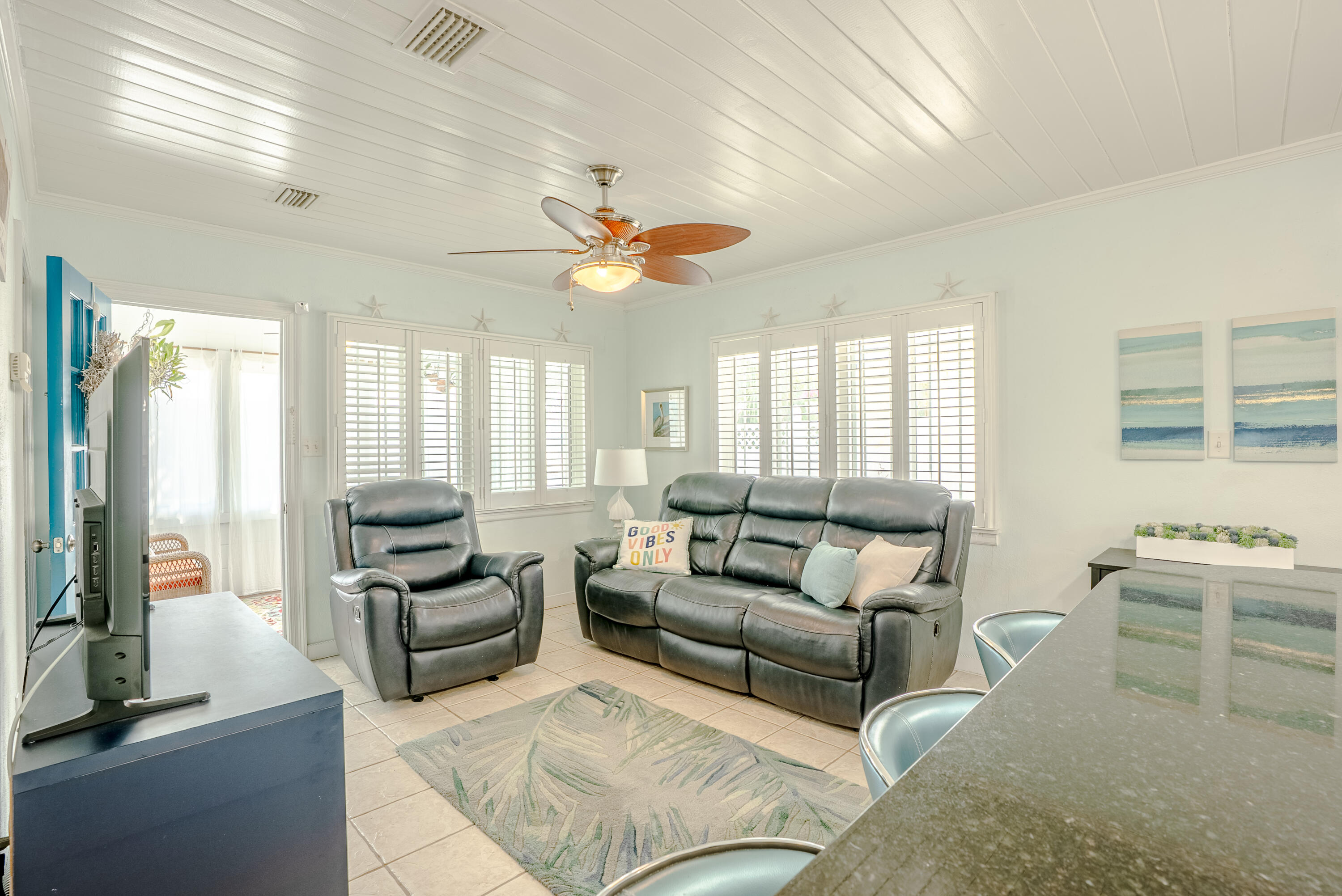 LAGUNA BEACH - Residential