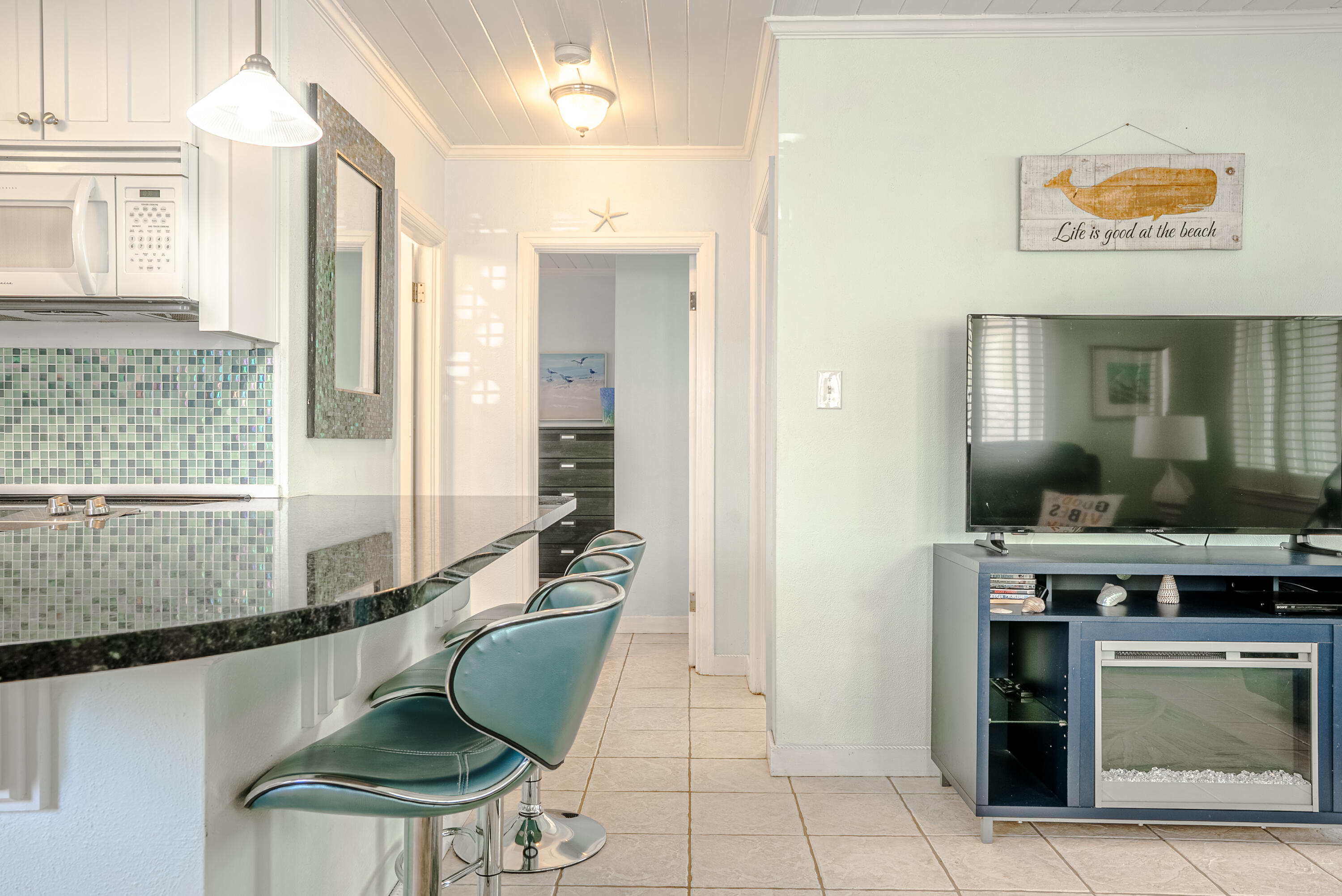 LAGUNA BEACH - Residential