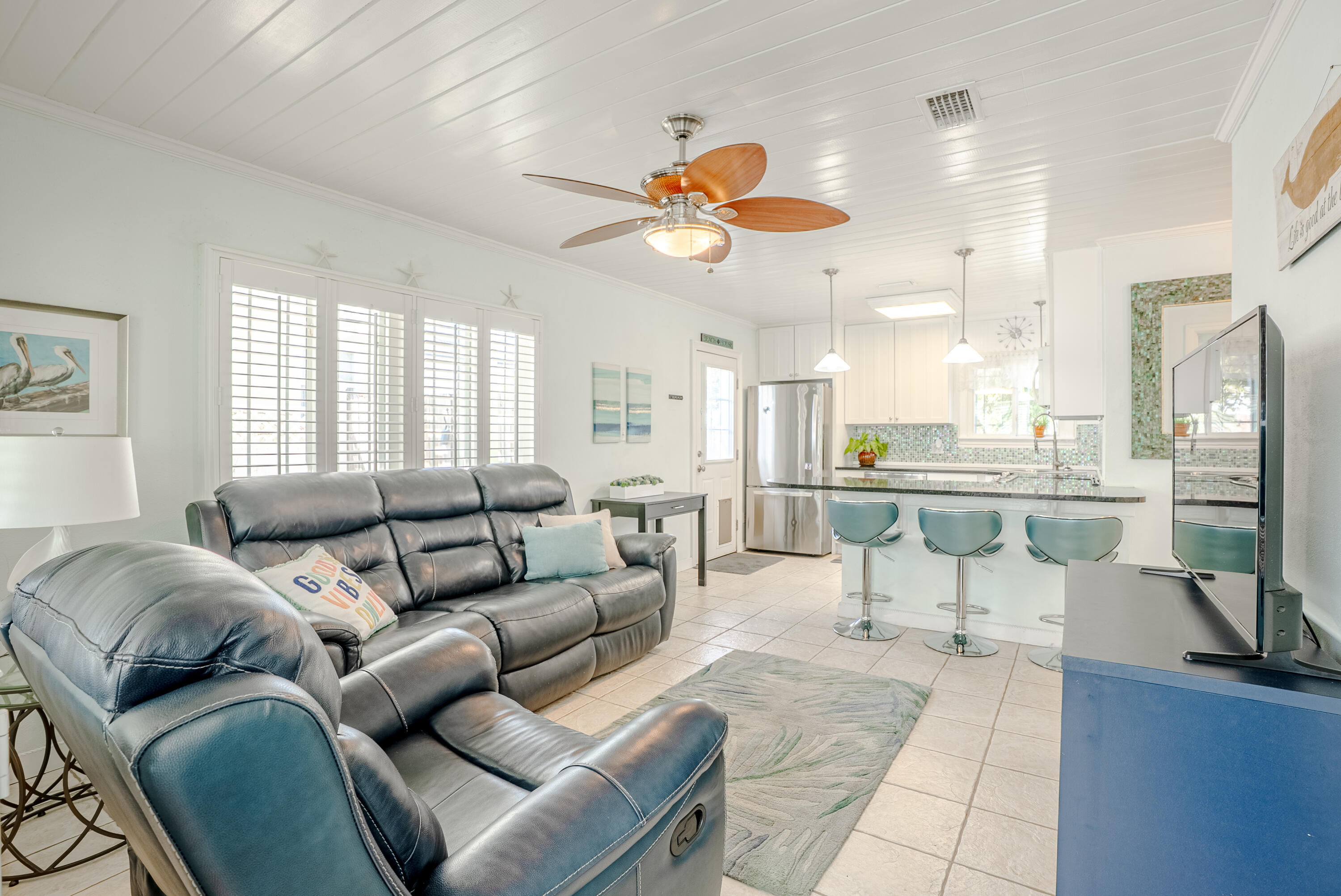 LAGUNA BEACH - Residential