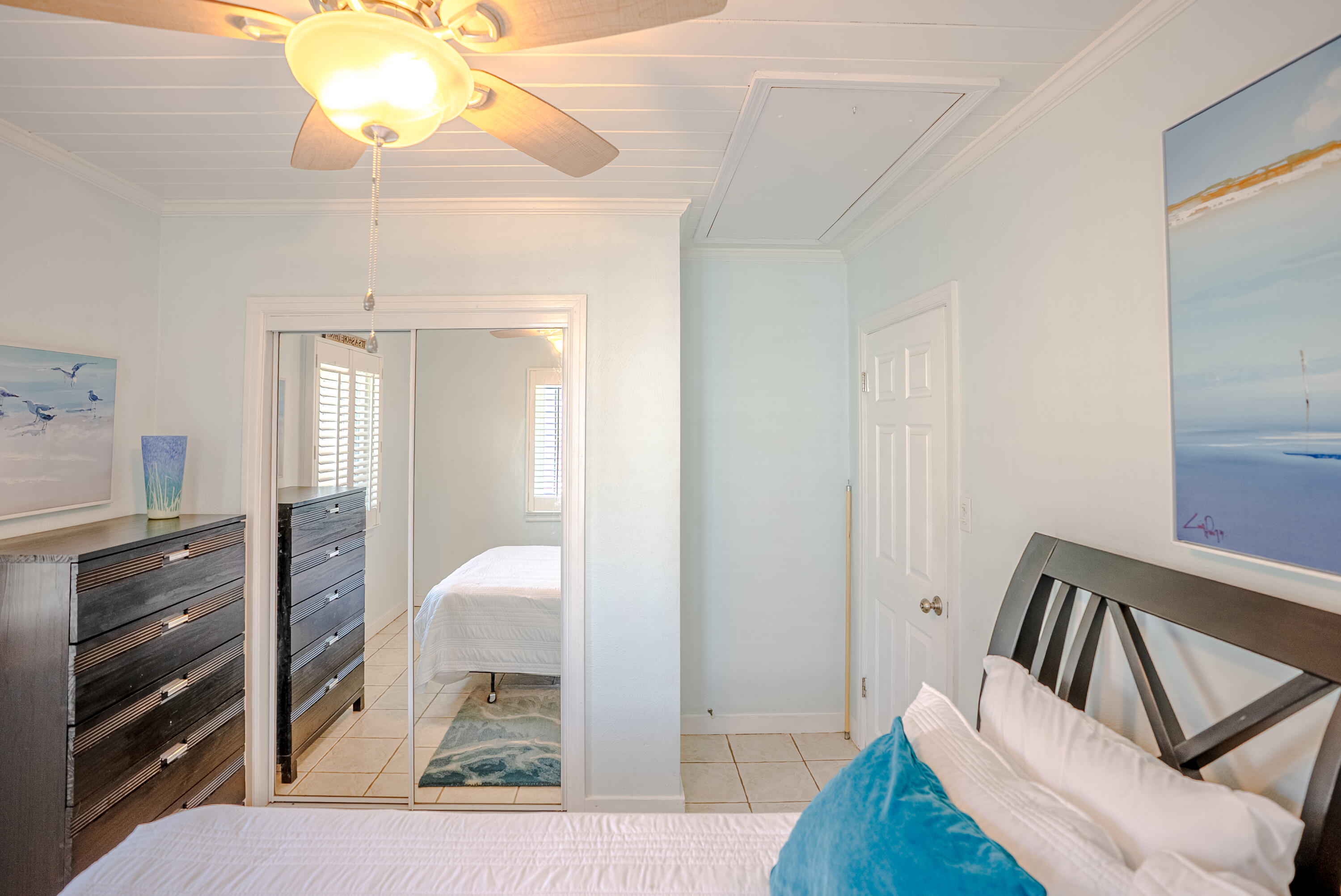 LAGUNA BEACH - Residential