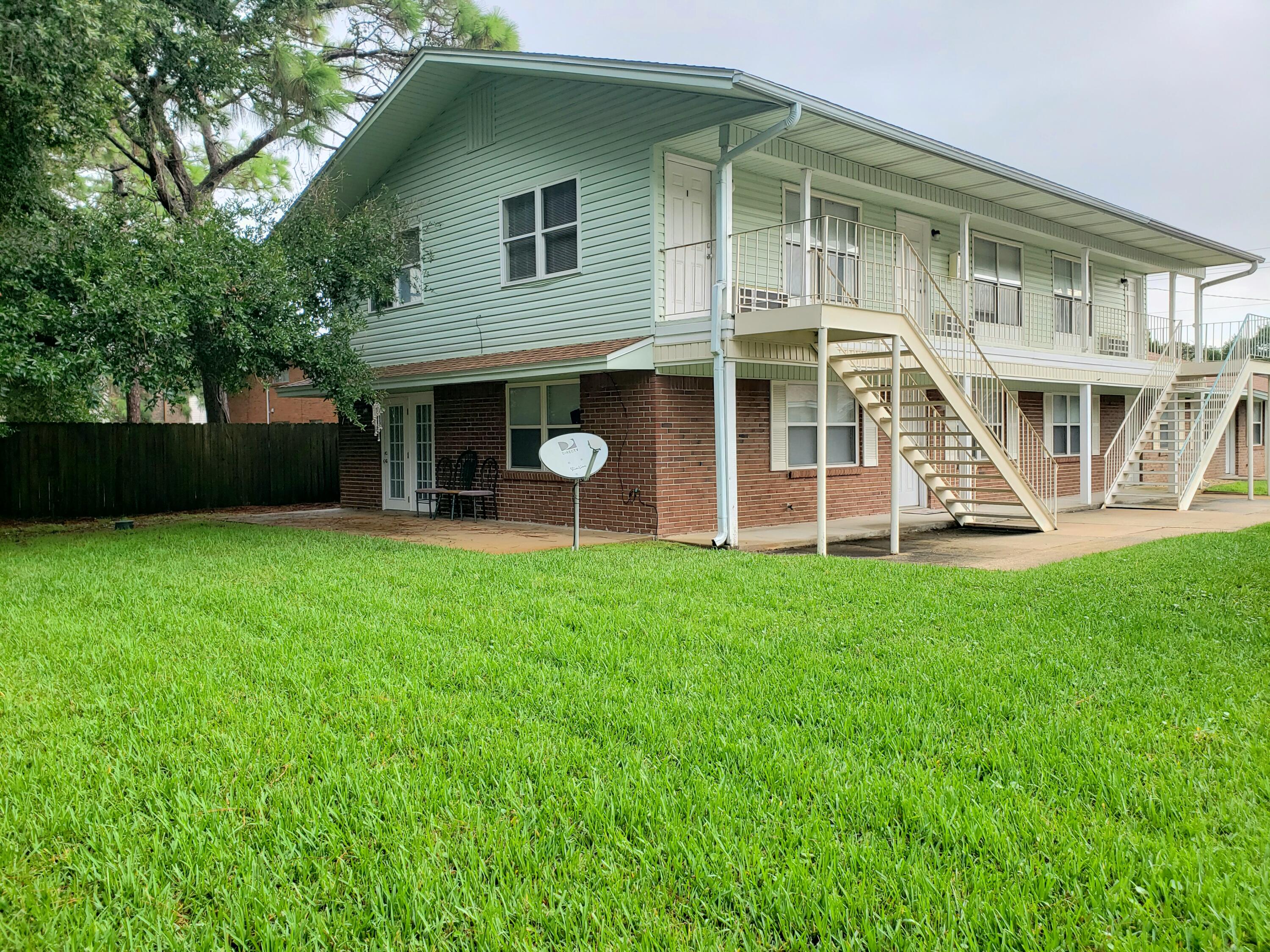 AZALEA - Residential Lease