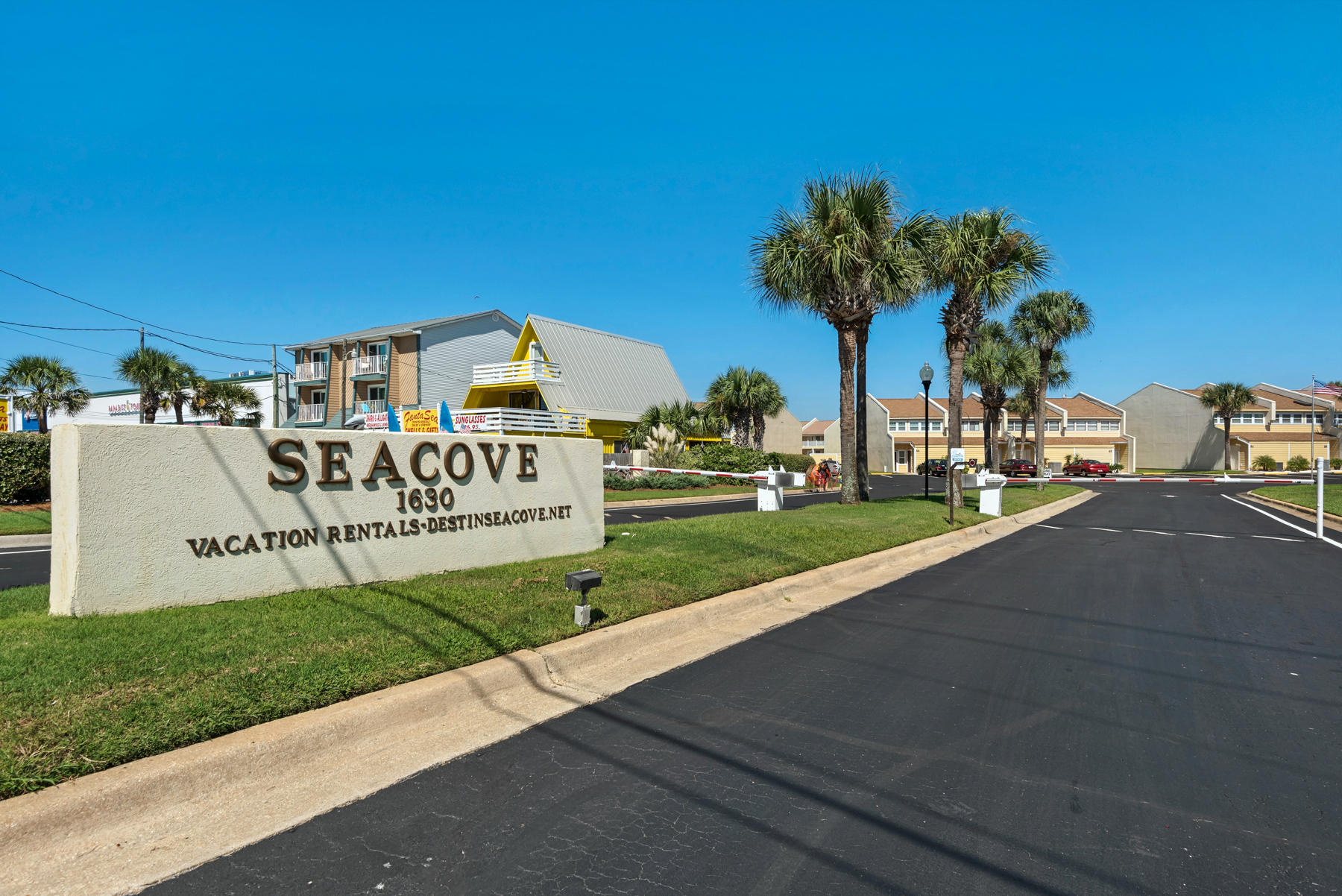 Outstanding one-bedroom ground floor rental unit conveys fully furnished with updated decor. This end unit is centrally located between both pools. One pool is heated, and the other is refreshingly cool. Seacove has one of the largest green area courtyards in the vicinity including a large playground area. The entire complex is well-maintained and landscaped. There is even an onsite manager. Grab this while it lasts! BE SURE TO CHECK OUT THE VIRTUAL TOUR!!!