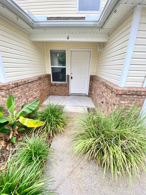 SHELL PARK CONDO - Residential Lease