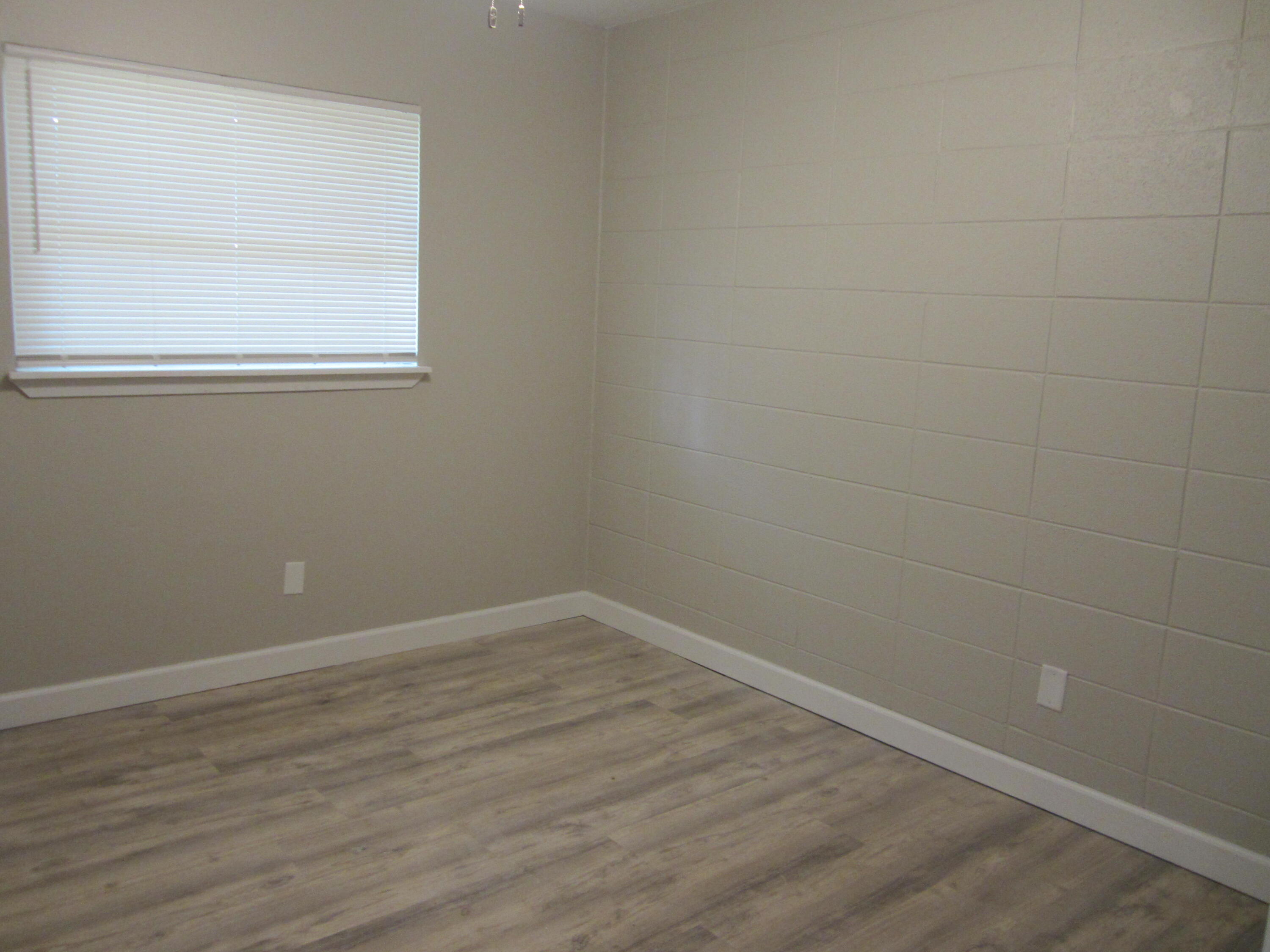 FW SE,EXCL EGLIN PWY (100330.02) - Residential Lease