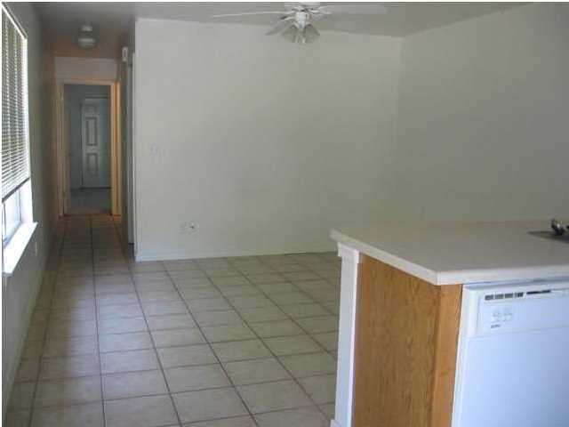 CLASSIC MANOR - Residential Lease