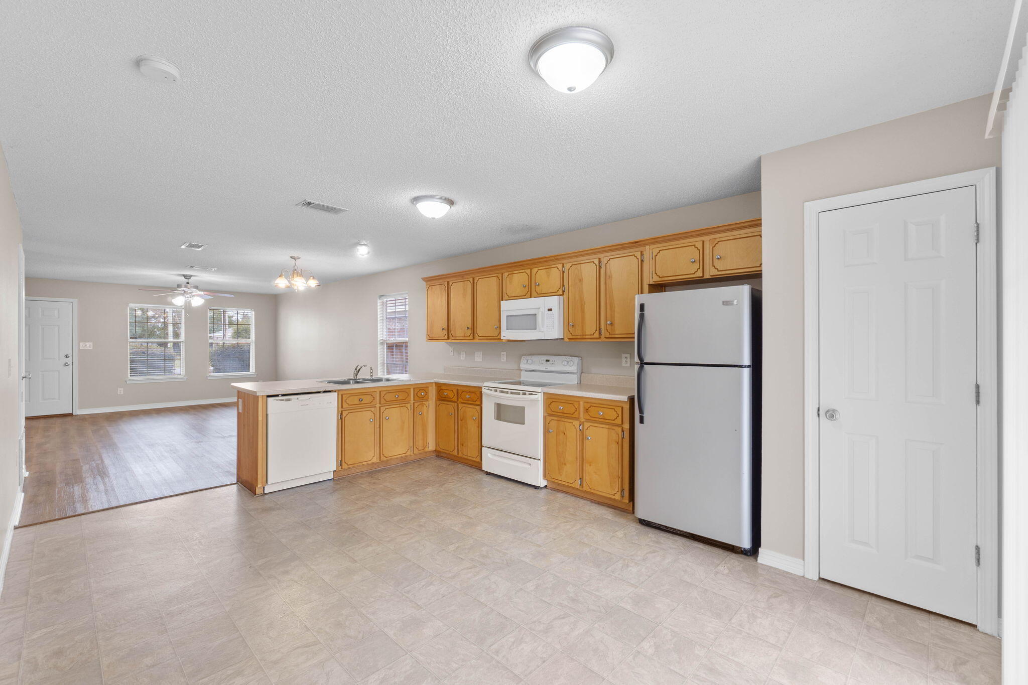 NAVARRE FIRST ADD - Residential