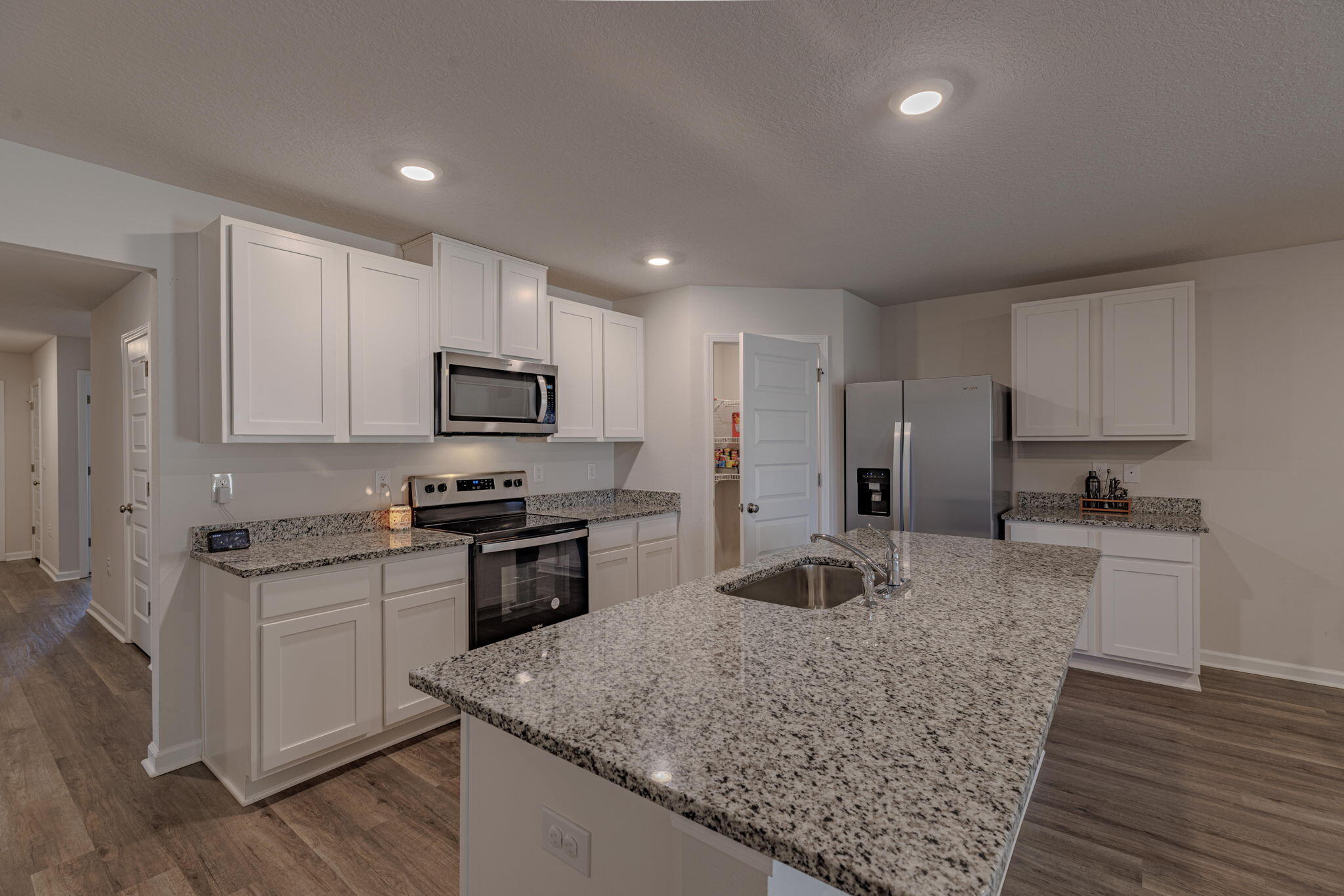 PLANTATION WOODS - Residential