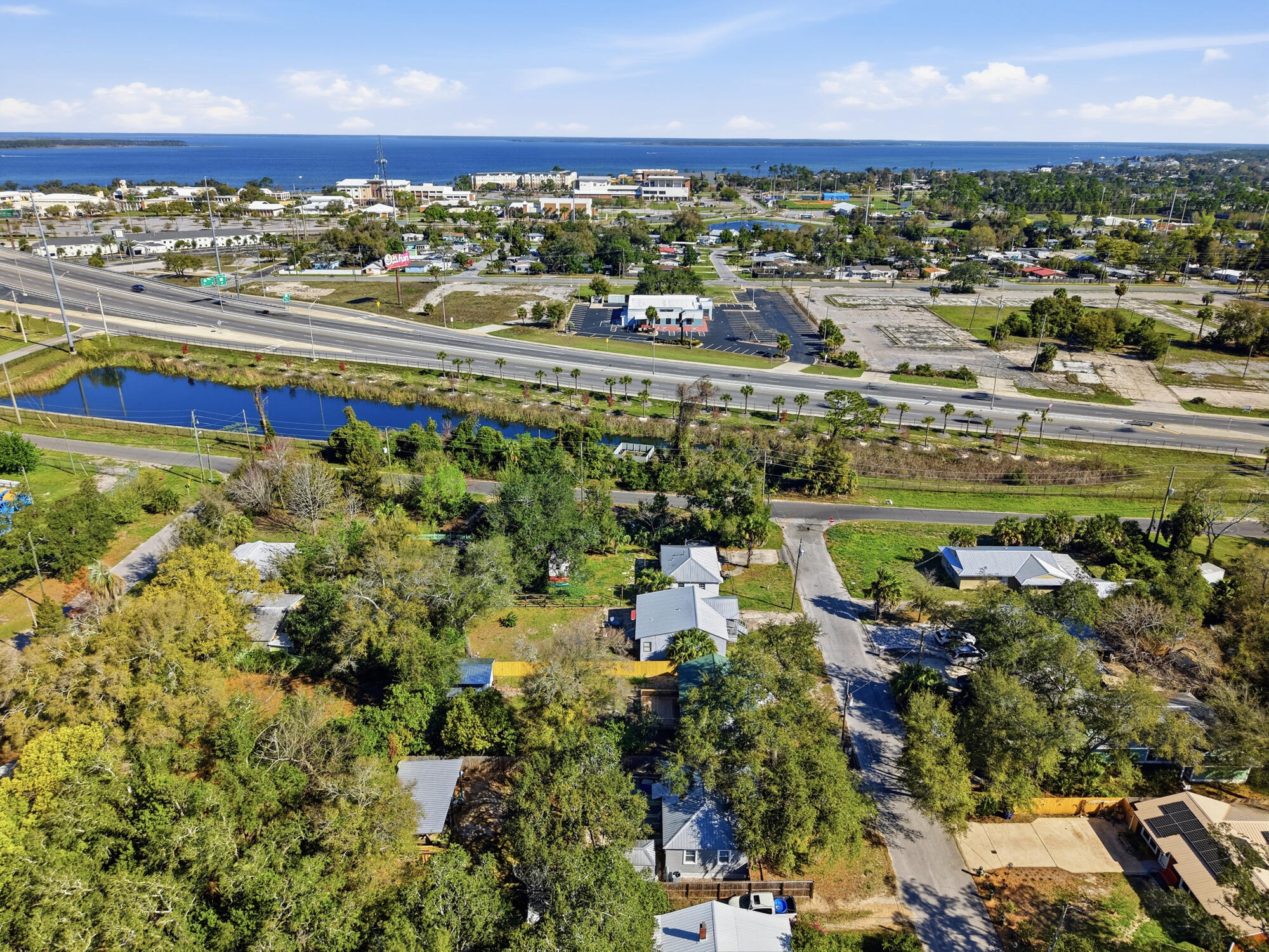 BAYVIEW HEIGHTS - Residential